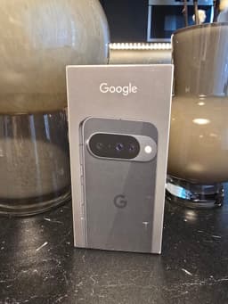 Oöppnad Google Pixel 10