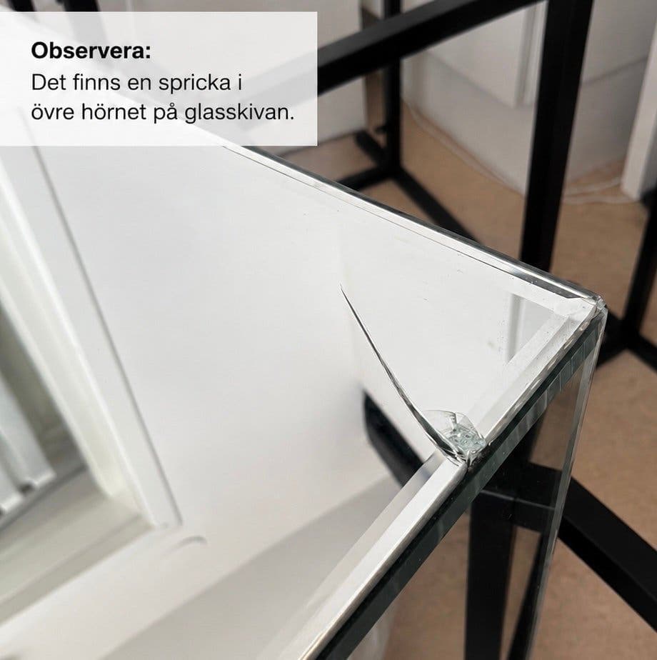 Spegelsängbord