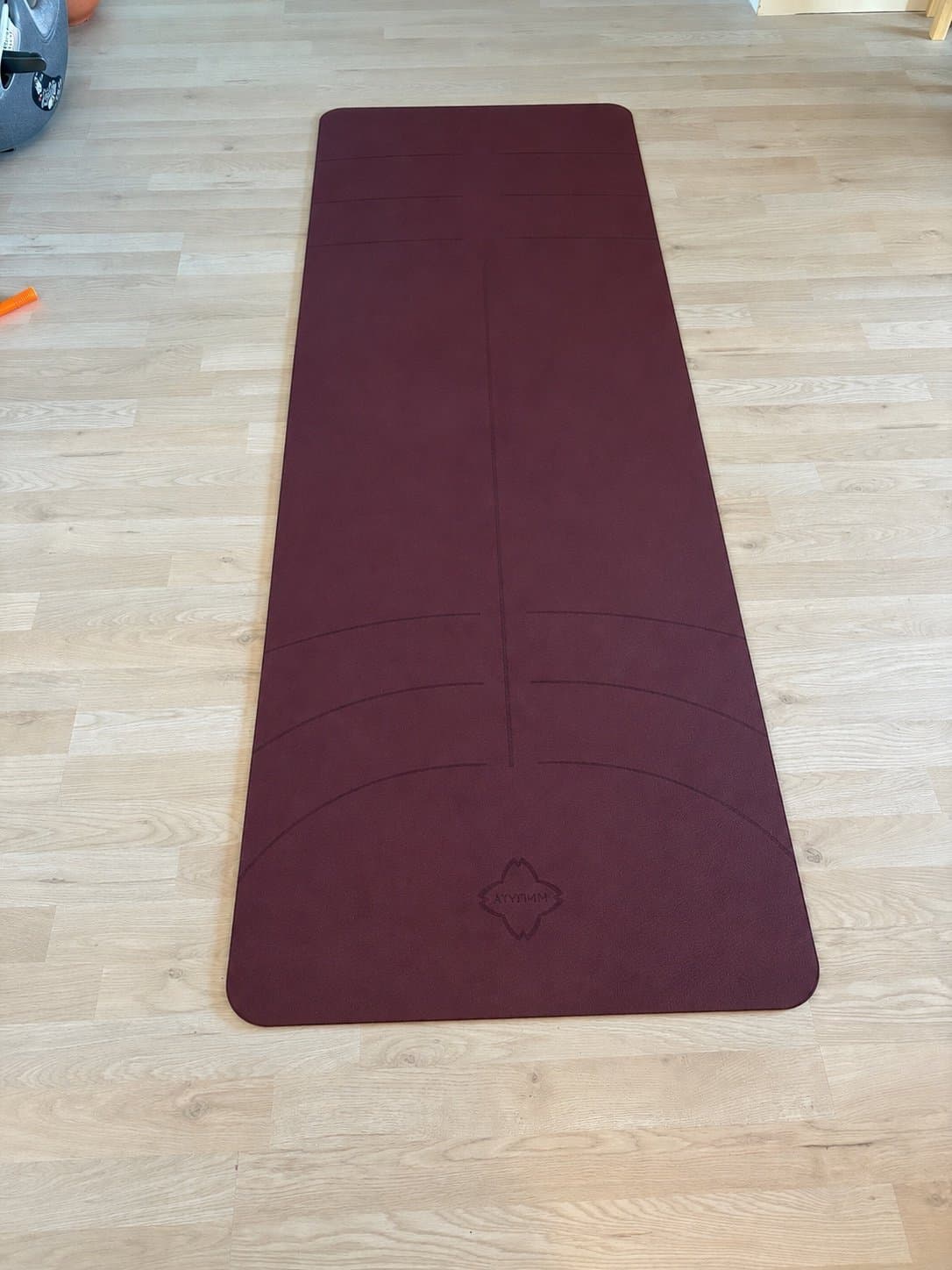 Yogamatta, pilatesring och foamroller
