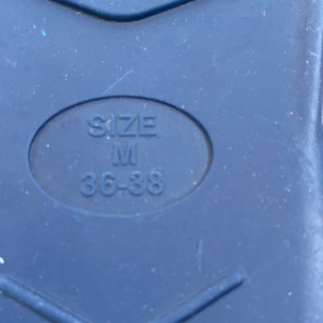 Korta fenor i storlek M 36-38