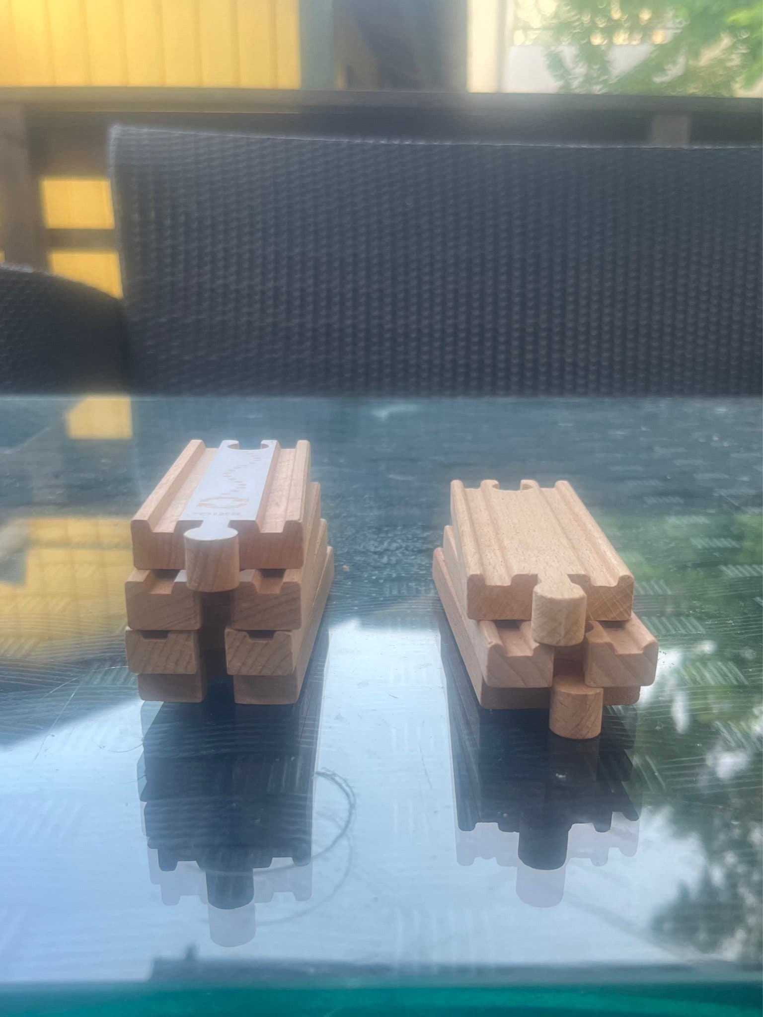 Stort tågbanset BRIO trätågbana – Skenor, Bro, Växlar & Figurer