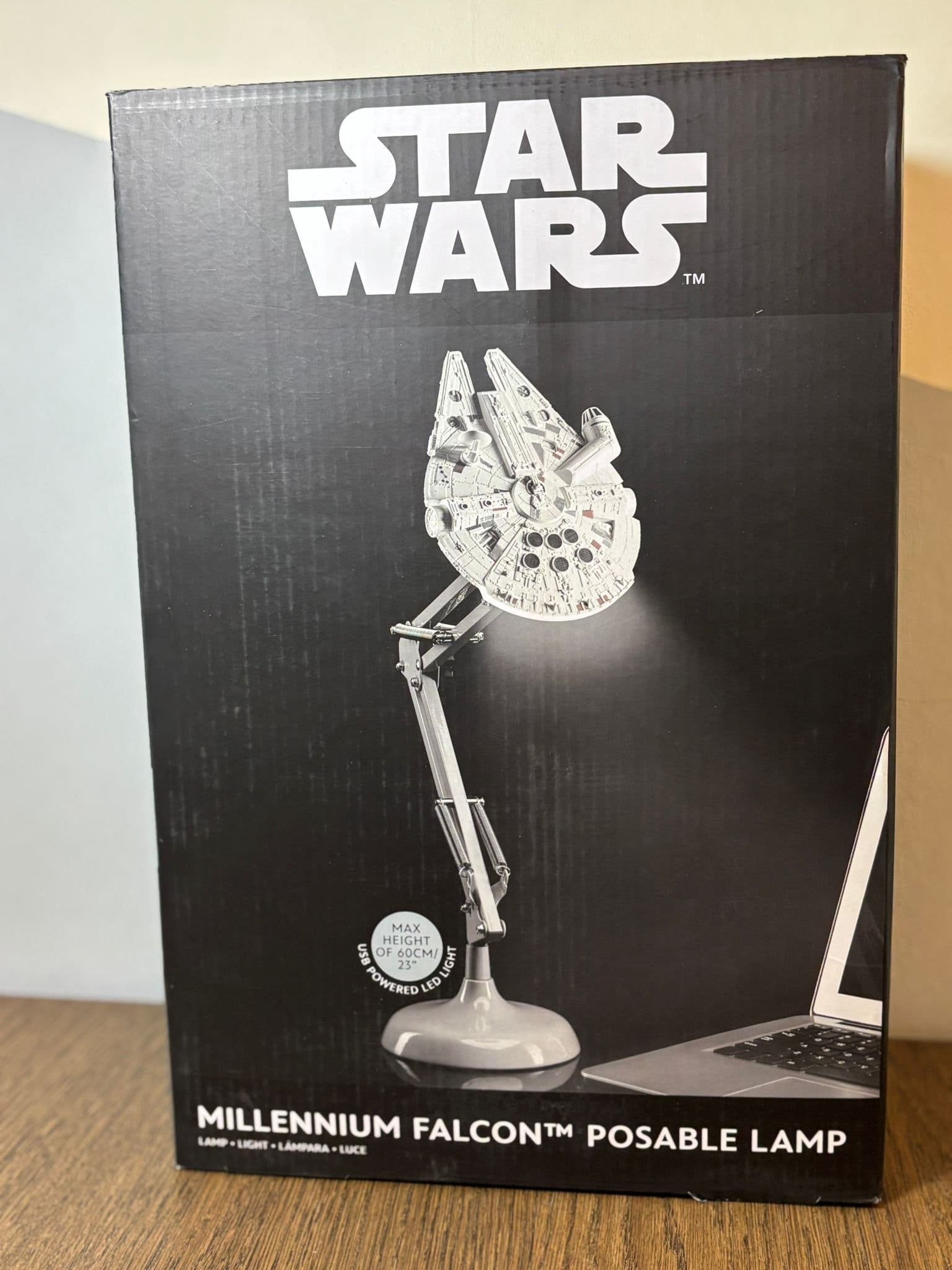 Star Wars “Millennium Falcon” Posibel Skrivbordslampa – 60 cm