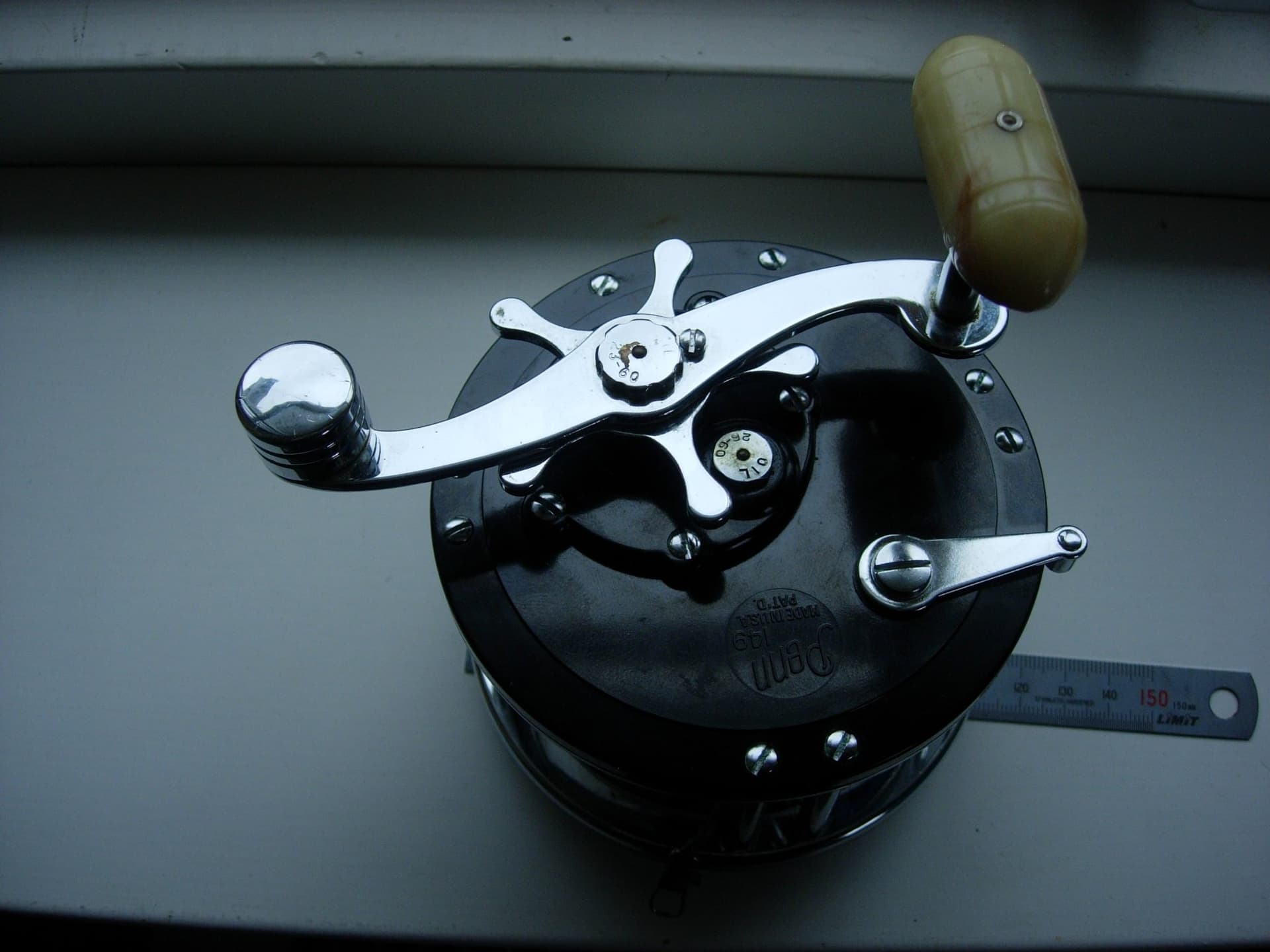 Bra Havsfiskerulle Penn no. 149 (30-149) dia 105mm bred 60mm vikt 914g se bilder