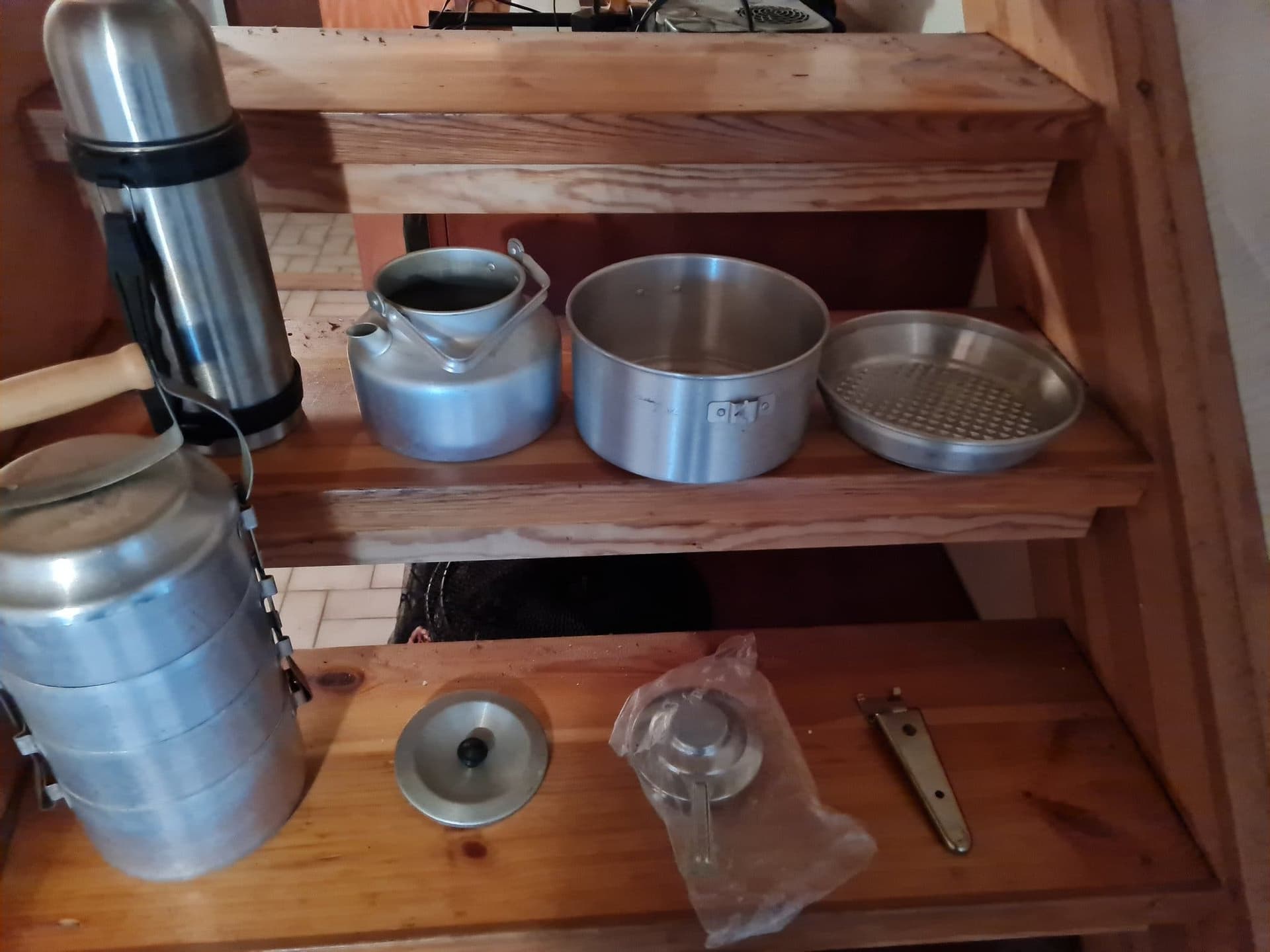 Retro Stormkök / Campingkök i aluminium med spritbrännare + Matbärare & Termos