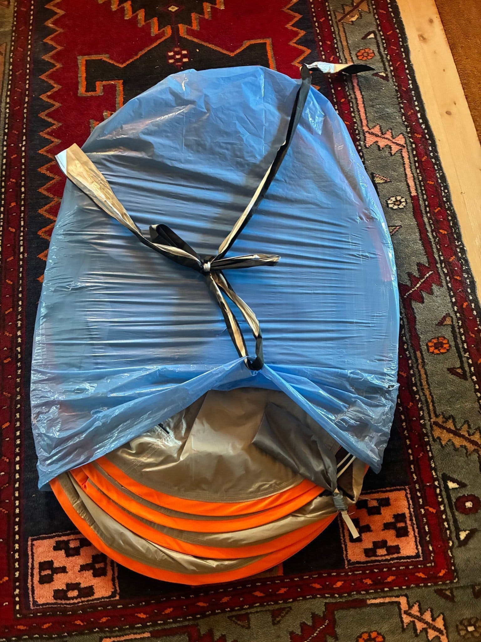 Stort tält 4 personer pop up kast tält