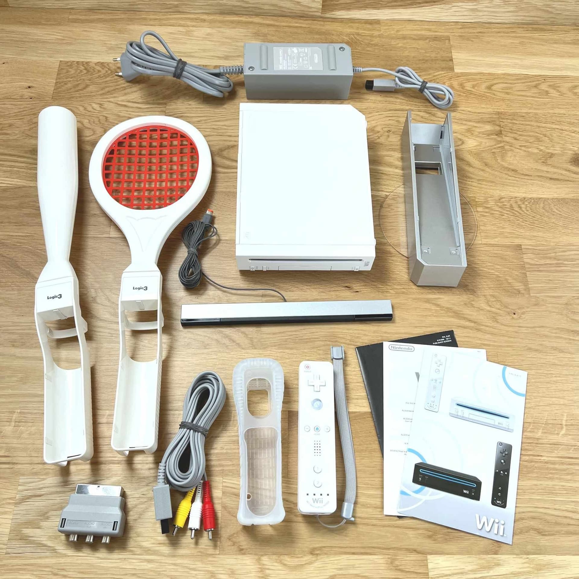 Nintendo Wii Konsol (Vit) med handkontroll med motionplus | Bra skick