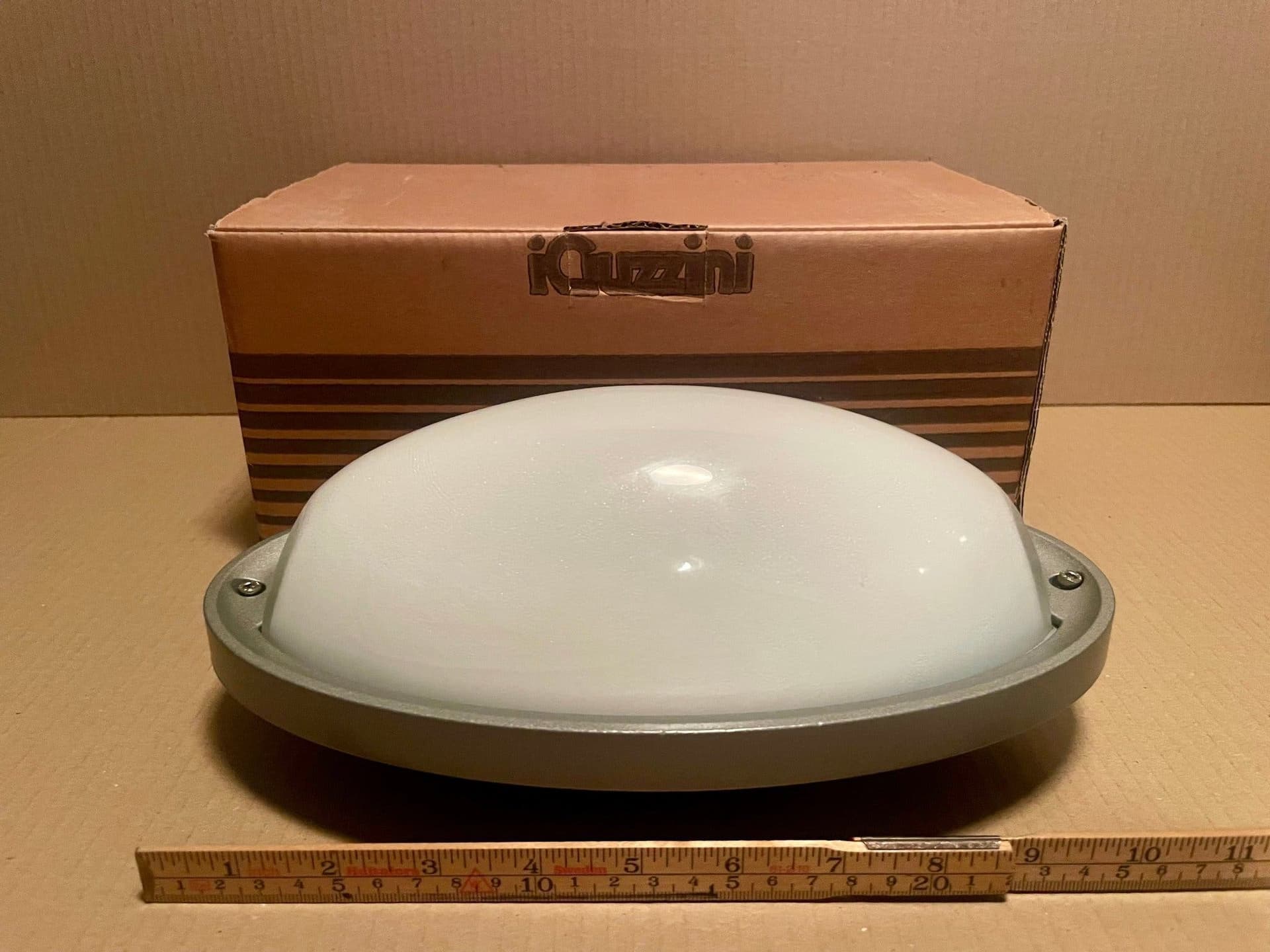IGUZZINI ELLIPSE VÄGG-/TAKLAMPA - 2 x 9W FL G23 / 2 ST ** NYA**