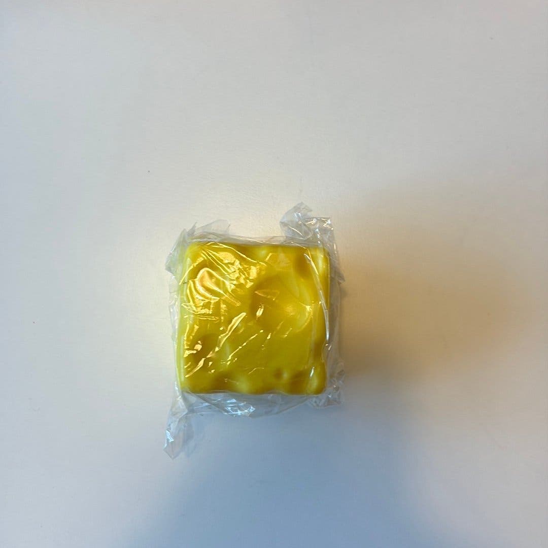 Squishy leksak i form av ost