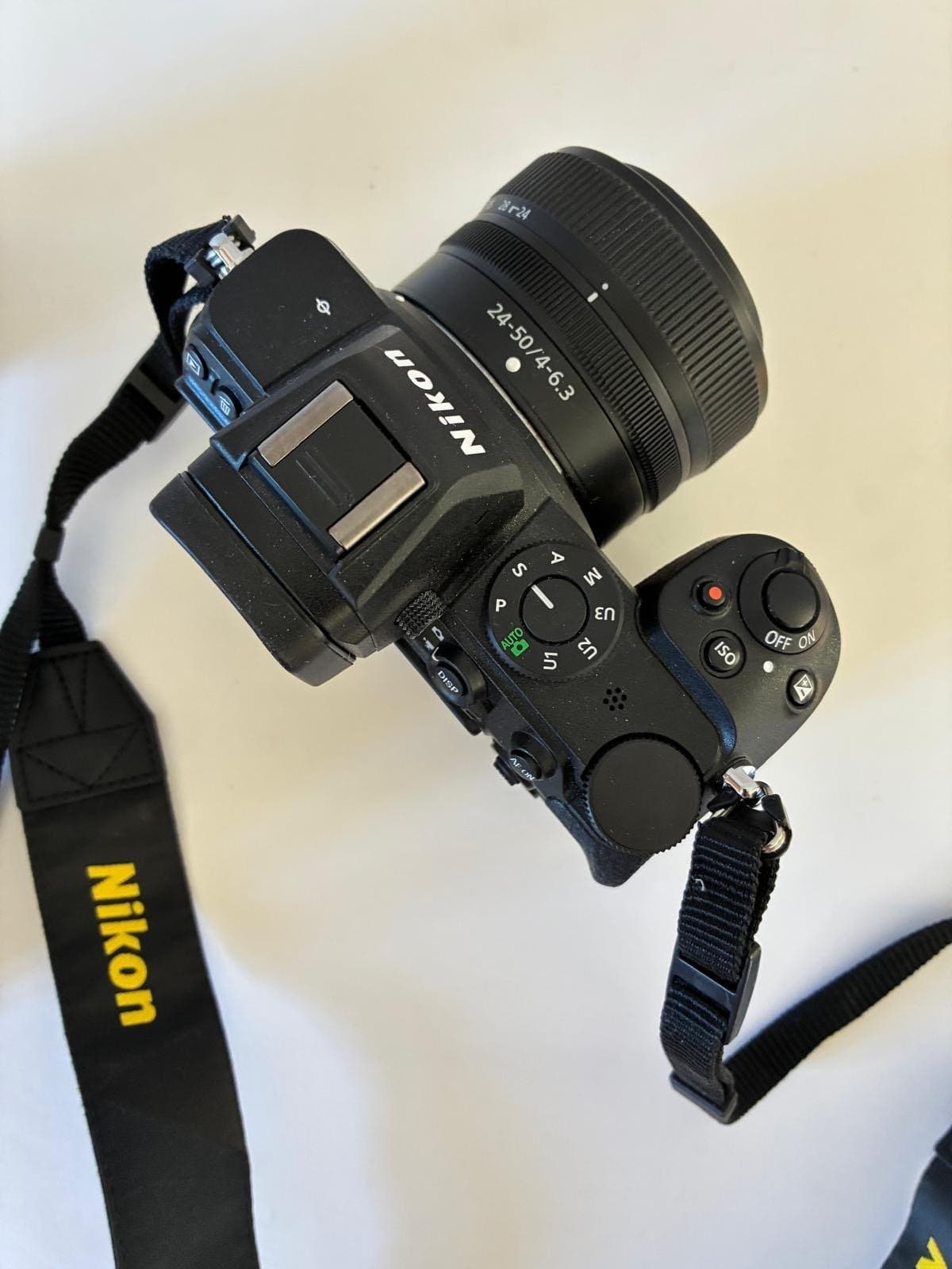 Nikon Z5 + Nikkor Z 24–50mm + stativ