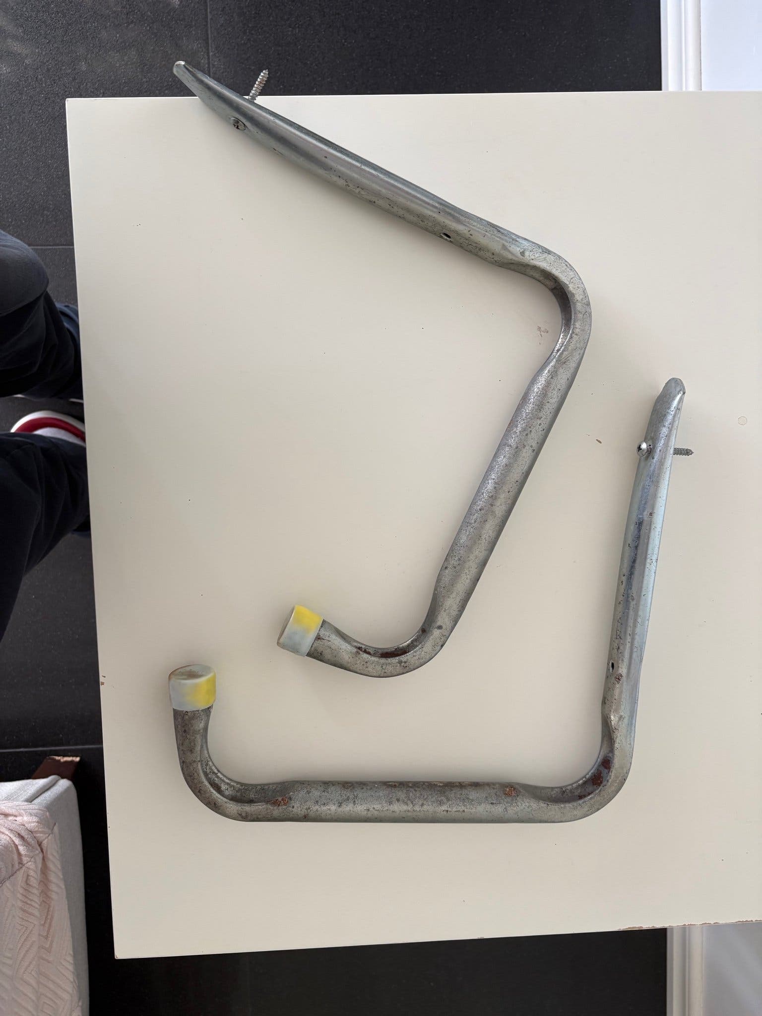 Väggfästen för cykel