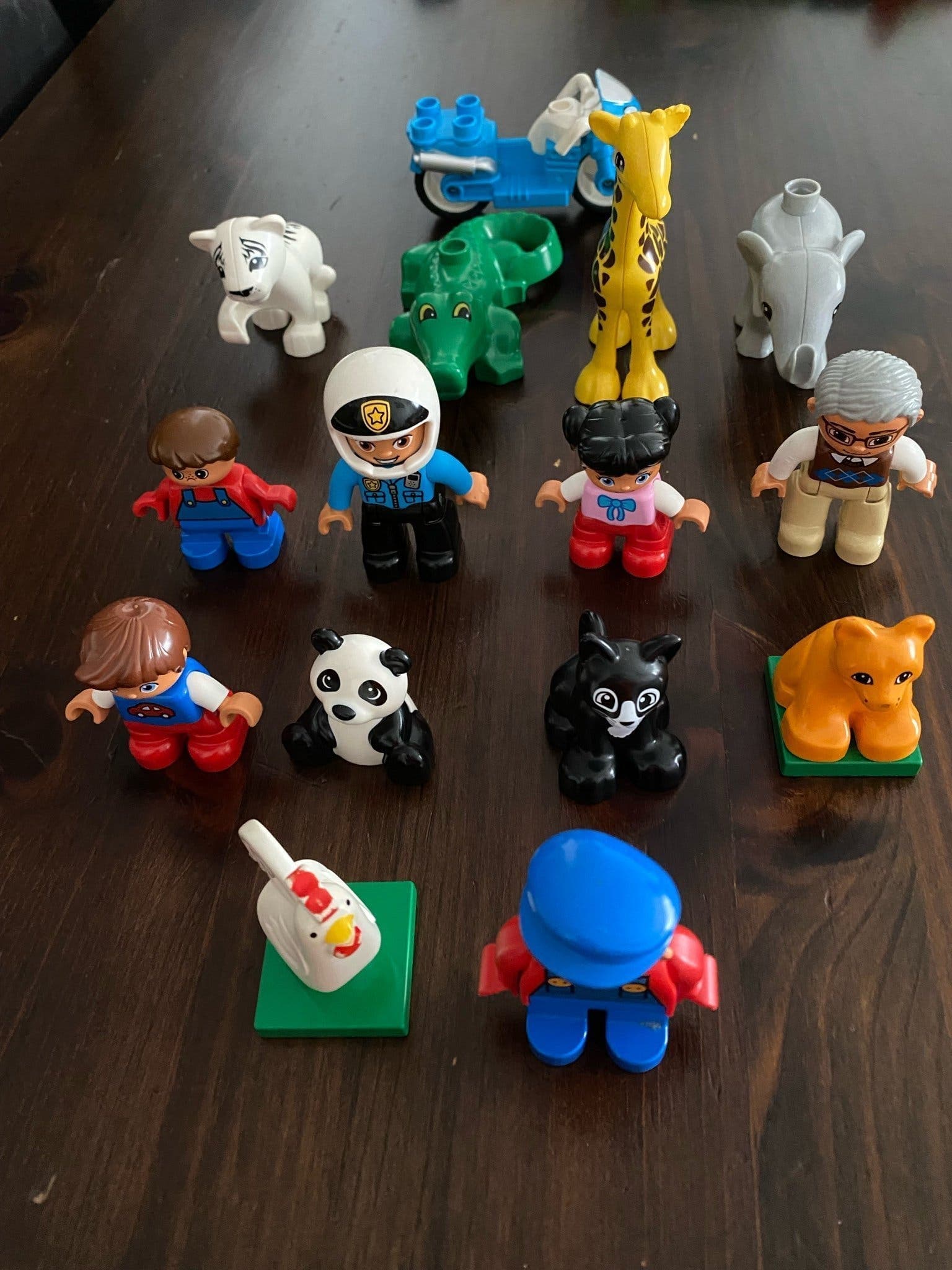 LEGO DUPLO figurer och djur