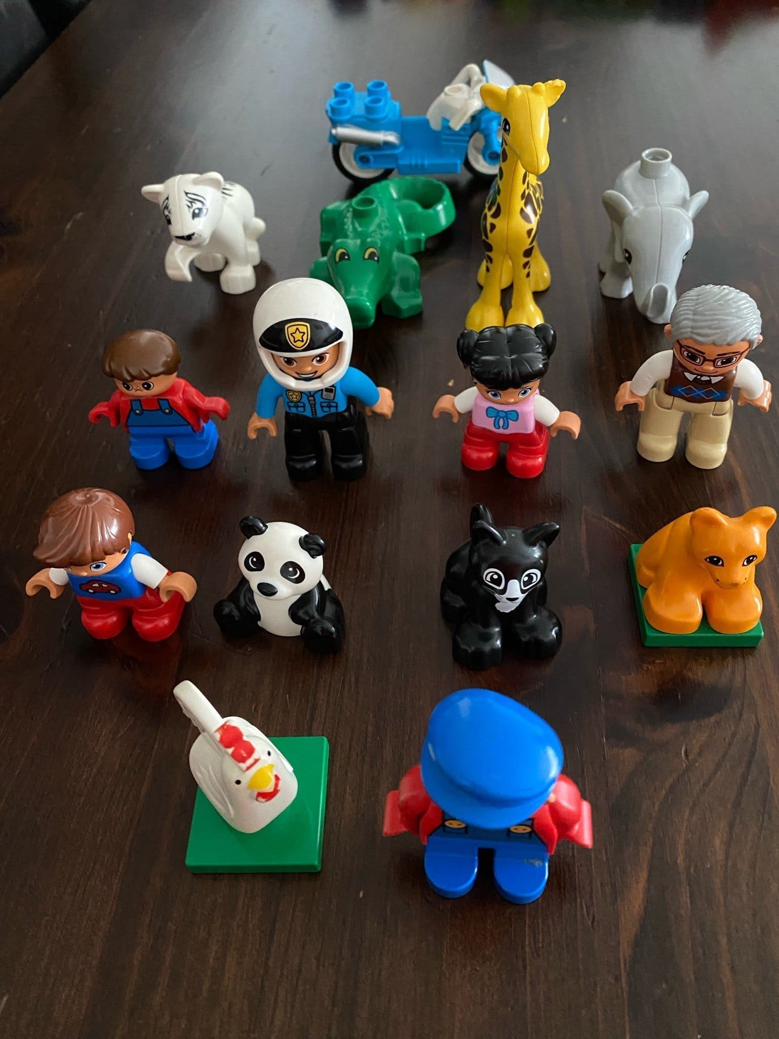 LEGO DUPLO figurer och djur