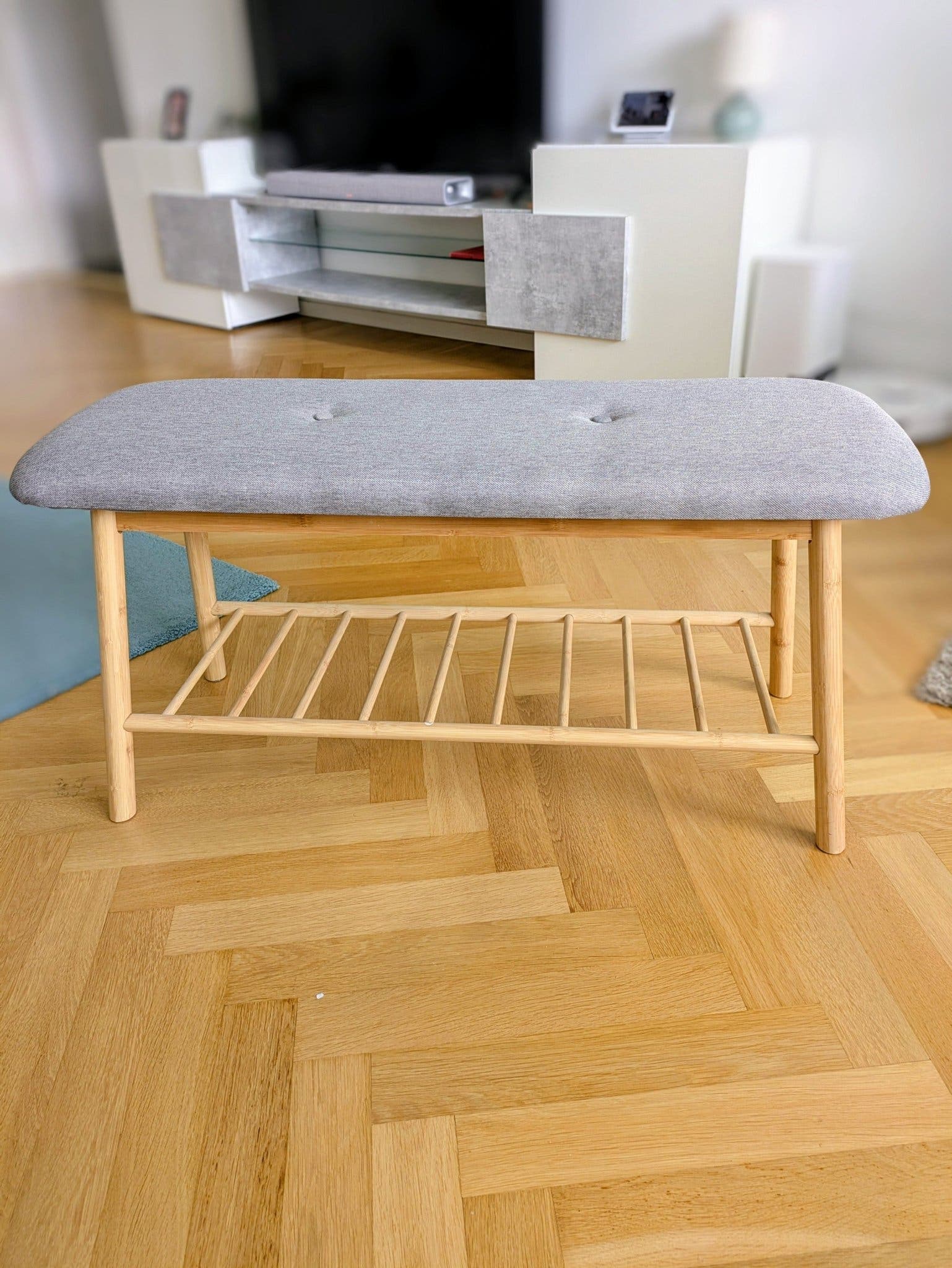 Sittbänk med skohylla