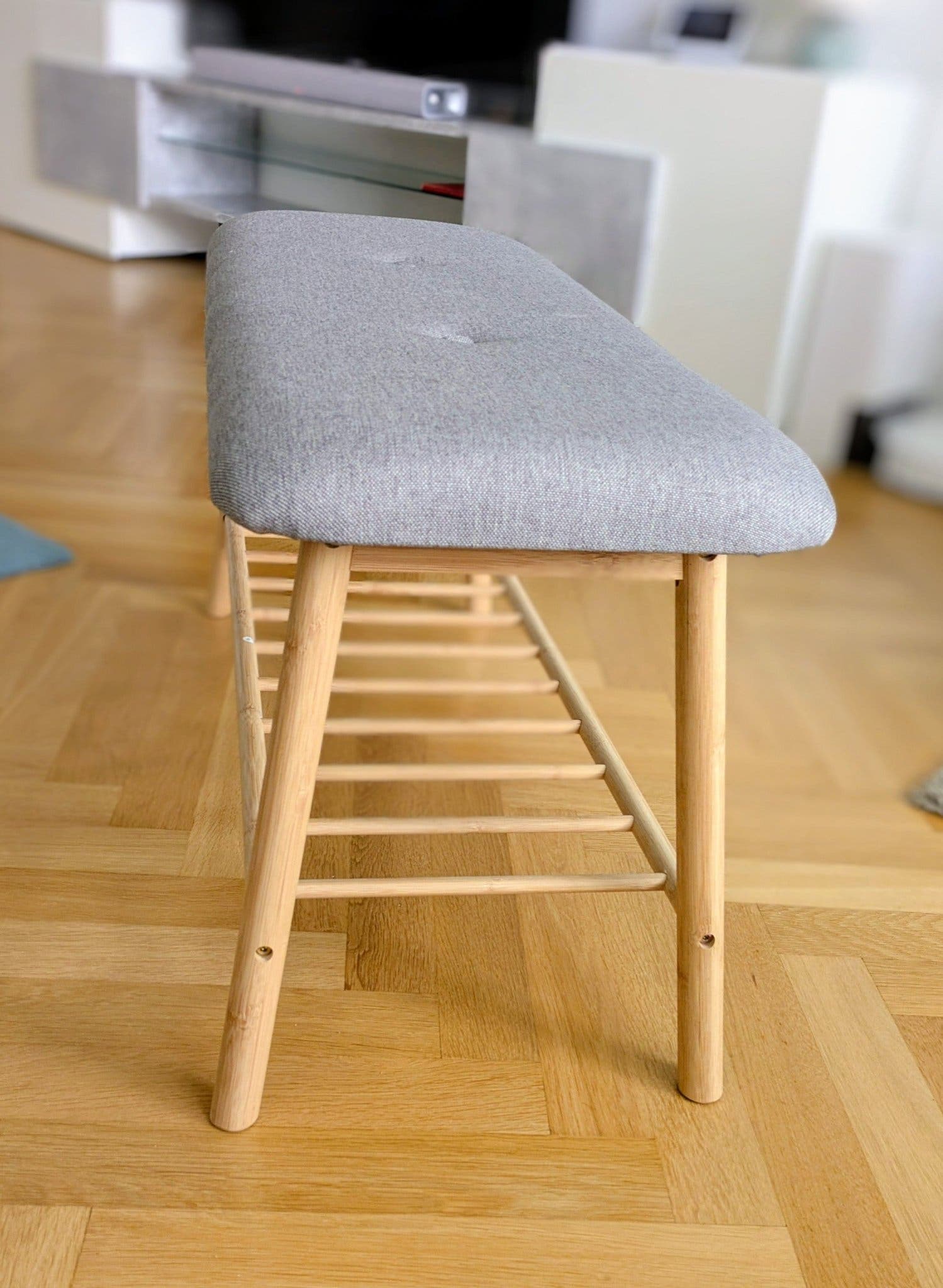 Sittbänk med skohylla