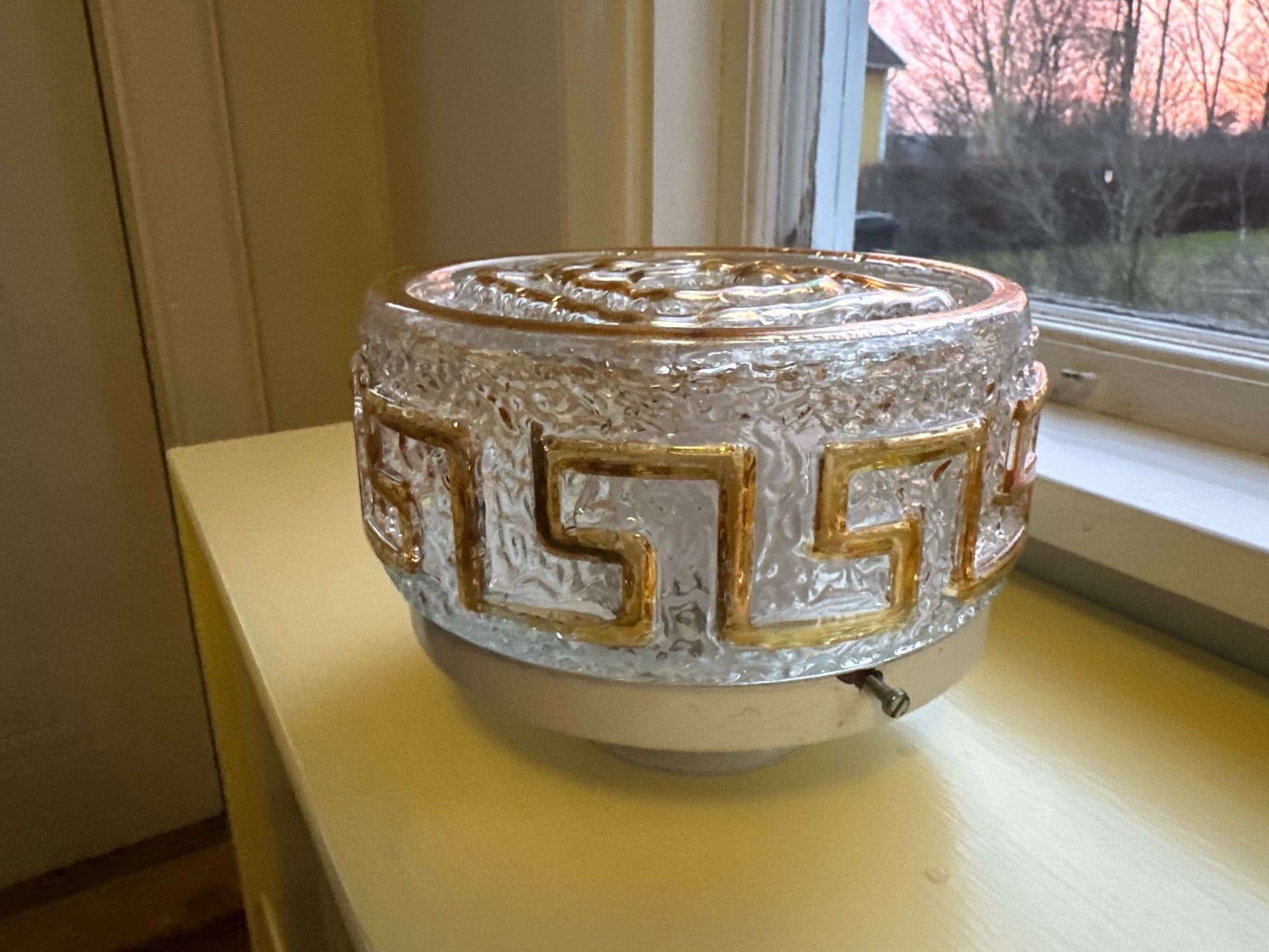 Fantastisk vacker plafond Taklampa i glas guldfärgad dekor retro vintage lampa
