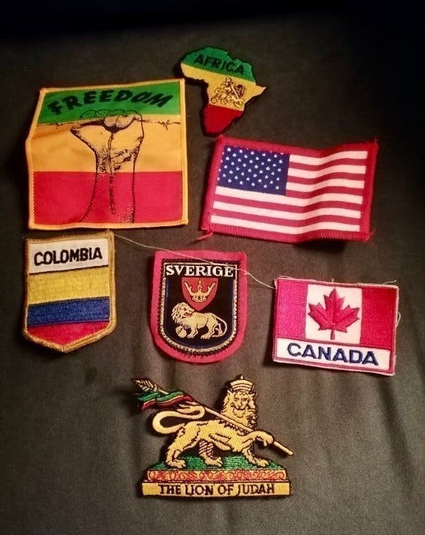 Set med 8 Tygmärken - Afrika, USA, Kanada, Sverige m.fl.