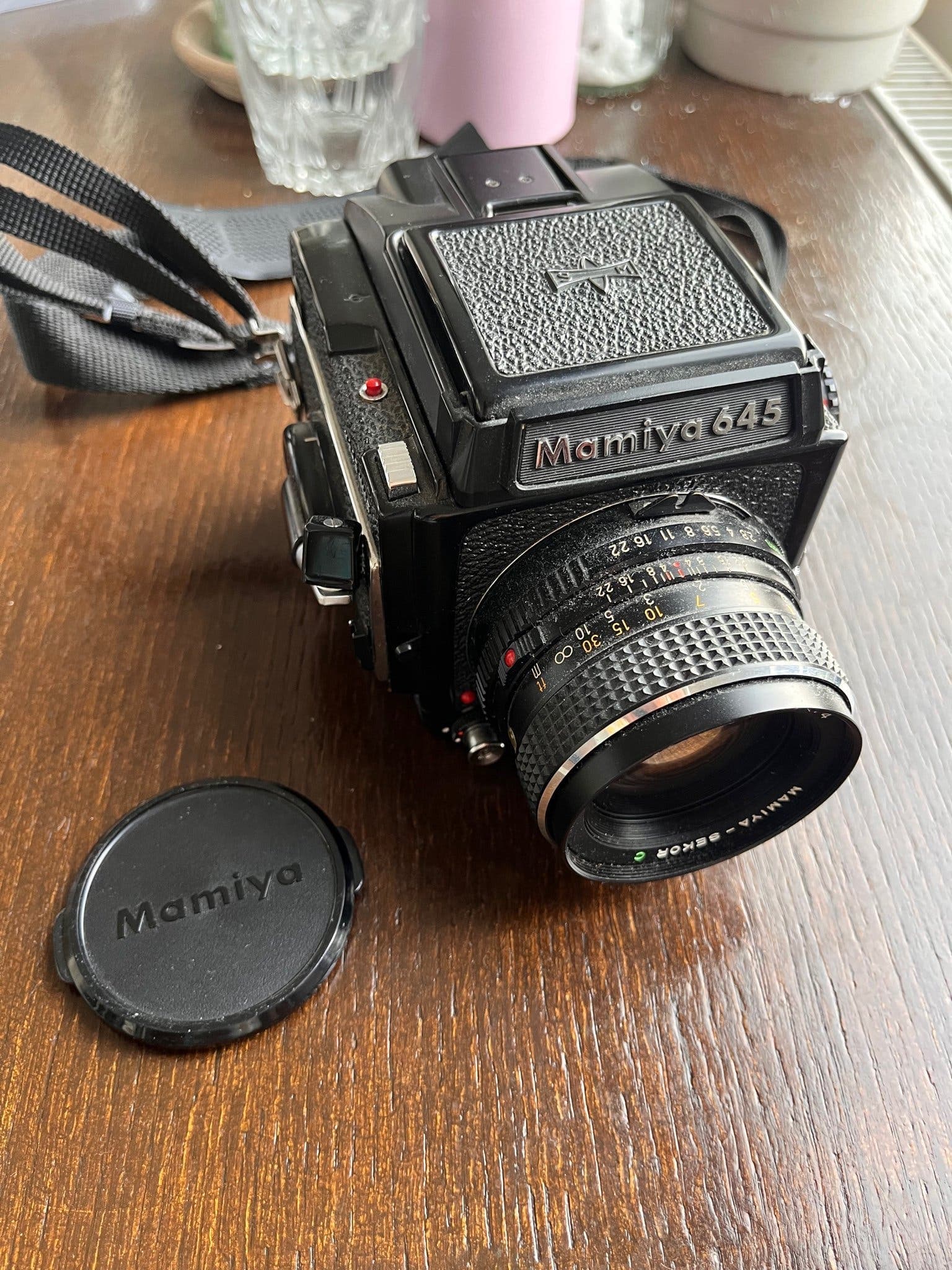Mamiya 645 1000s