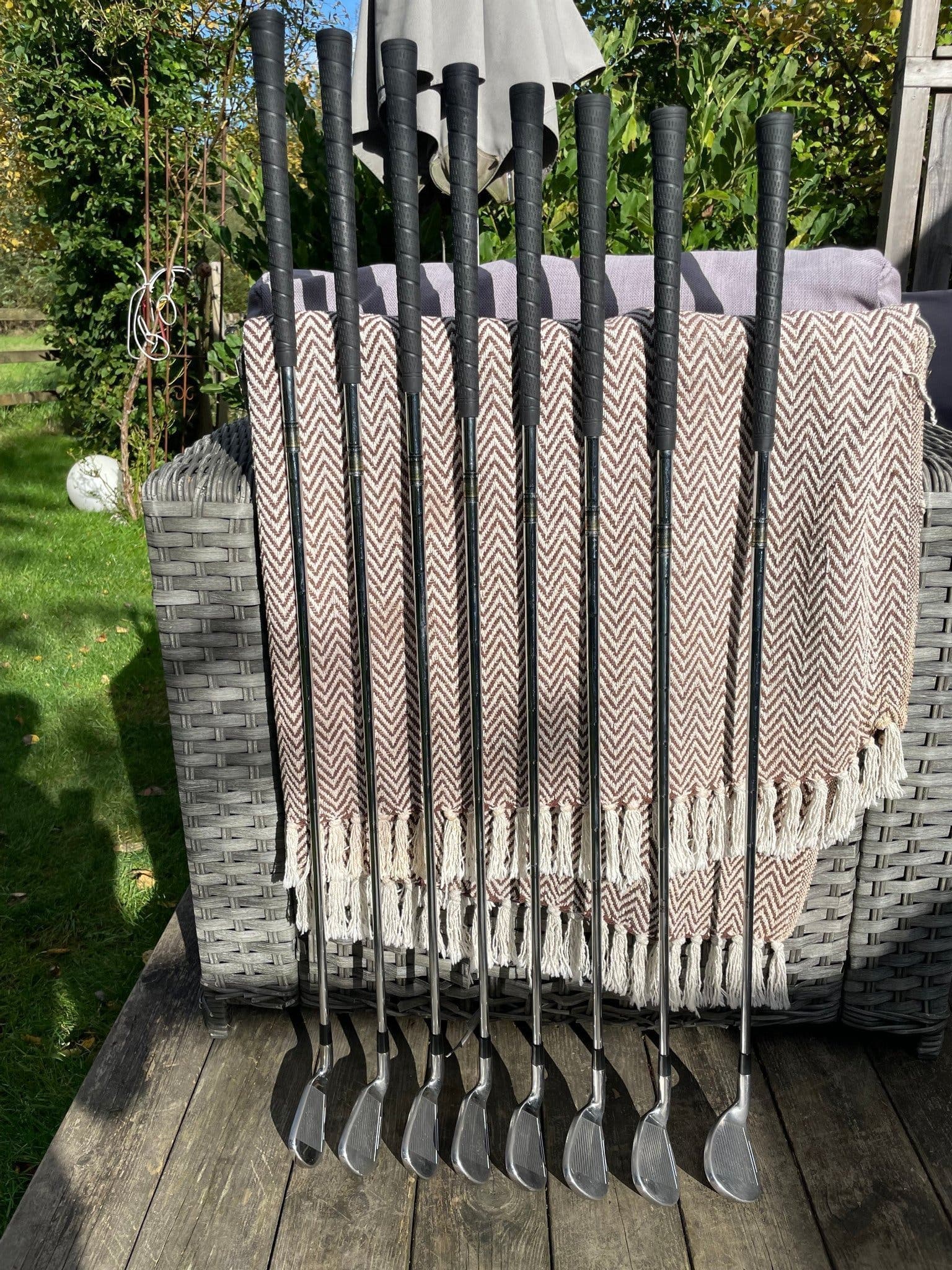 Komplett järnset Dunlop Solution 5-PW