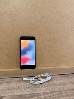 iPhone 7 256 gb | 100% batterihälsa