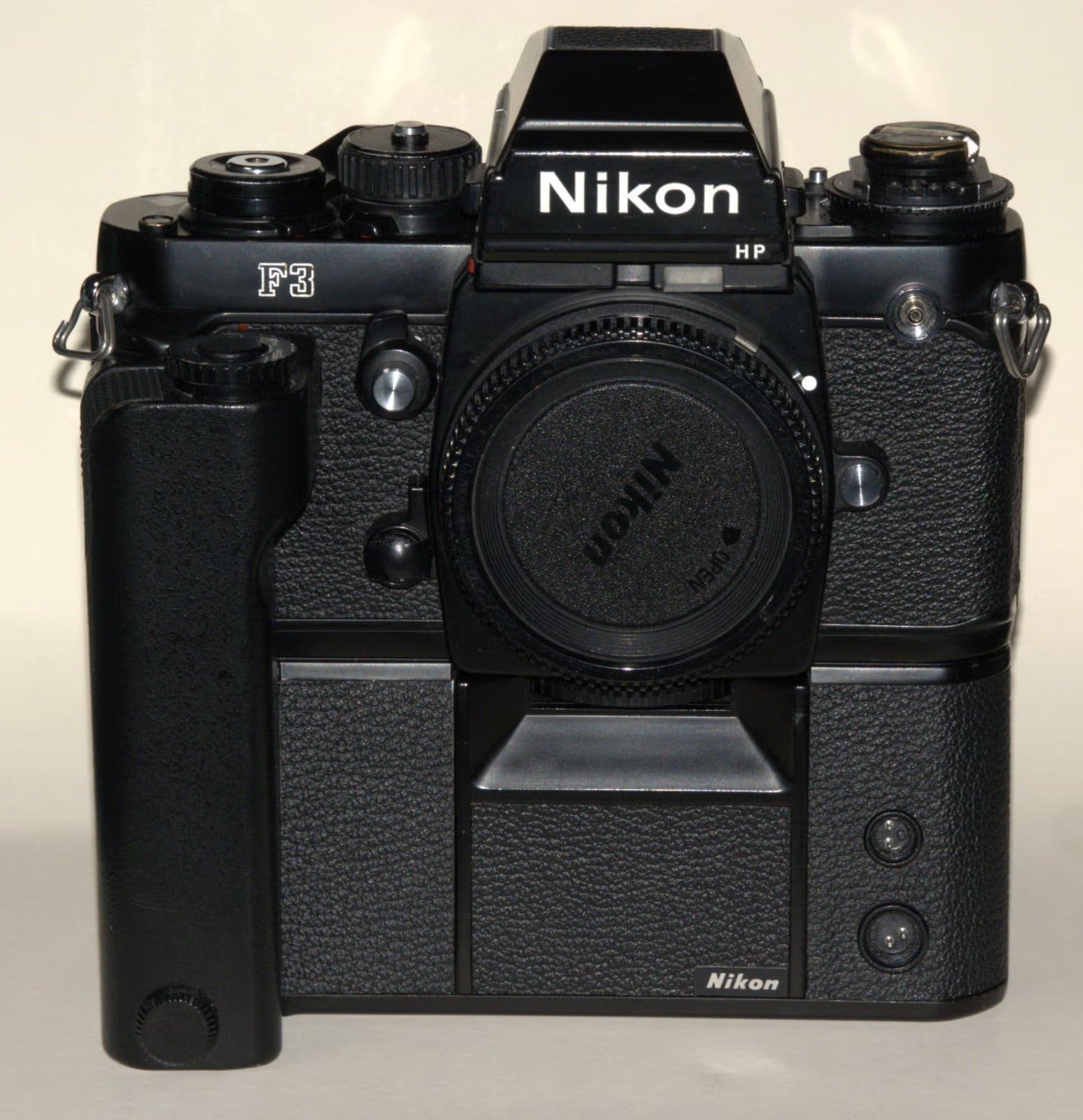 Nikon F3 HP + MD4