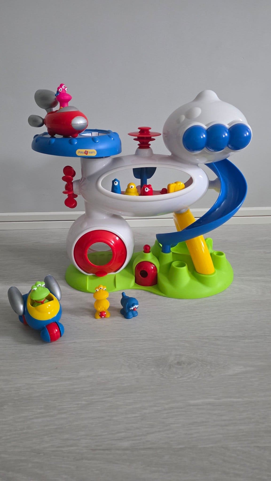Playmobil 1.2.3. Rymdstation med figurer och rymdskepp