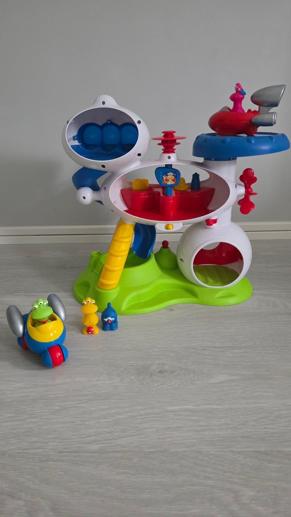 Playmobil 1.2.3. Rymdstation med figurer och rymdskepp