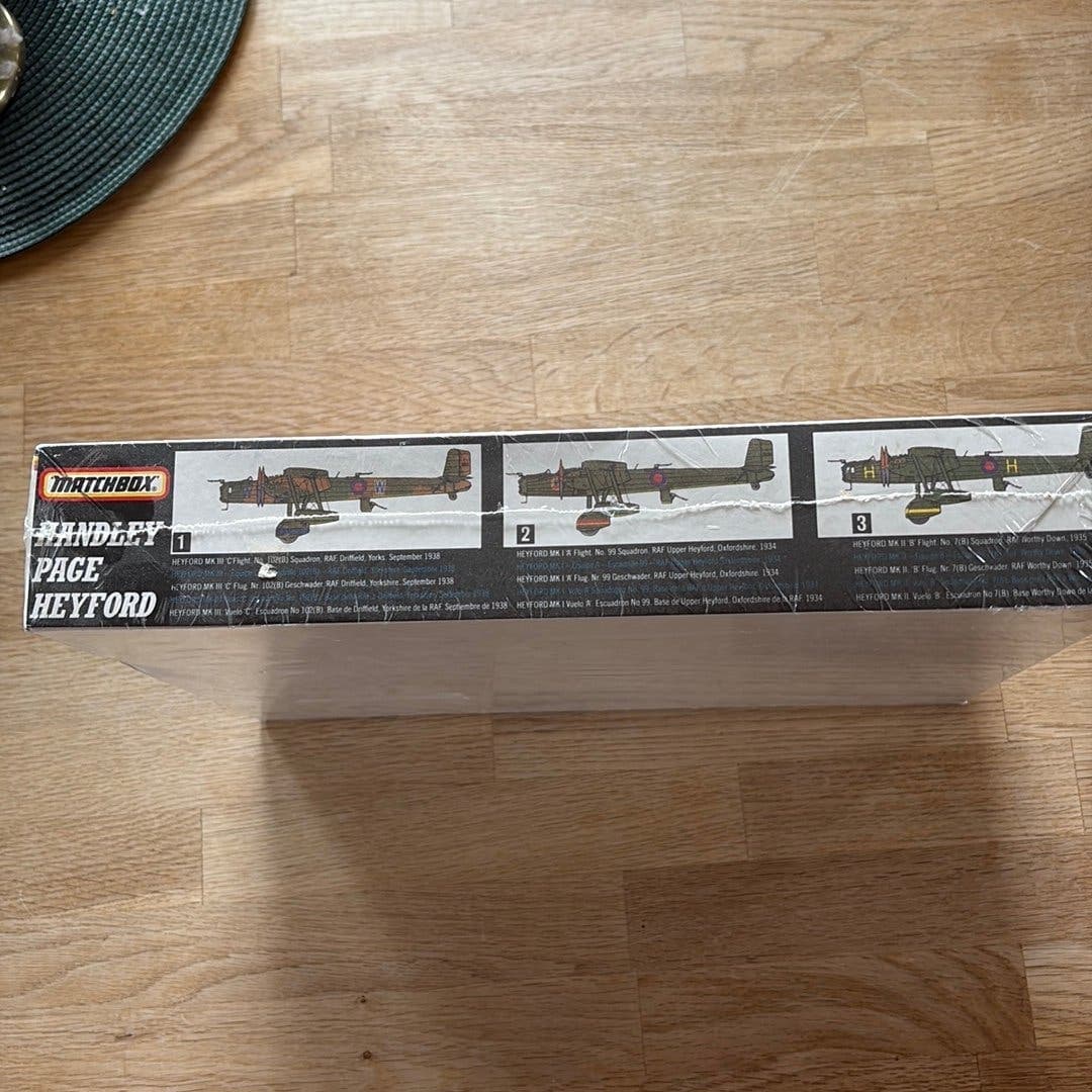 Matchbox Handley Page Heyford 1:72 – PK-605 – NY & FÖRSEGLAD