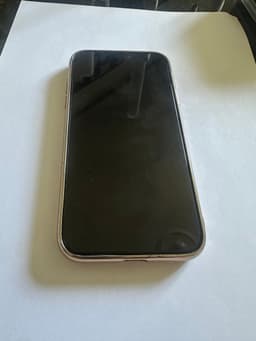 iPhone 11 , ny skärm och nytt batteri 100%. i fint och fullt fungerande skick.