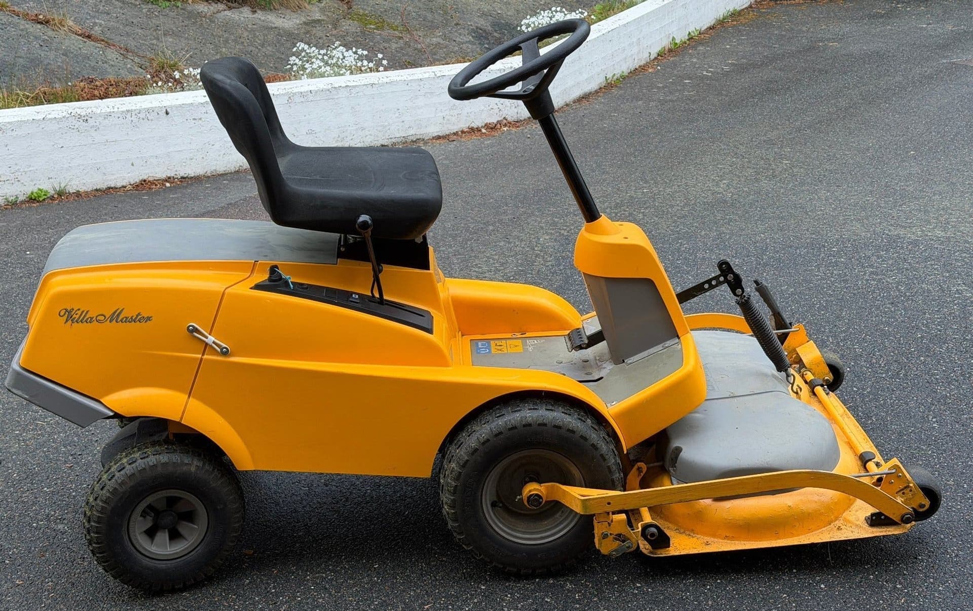 Stiga Villa Master - en riktigt bra klippare, 8,5 hk B&S motor