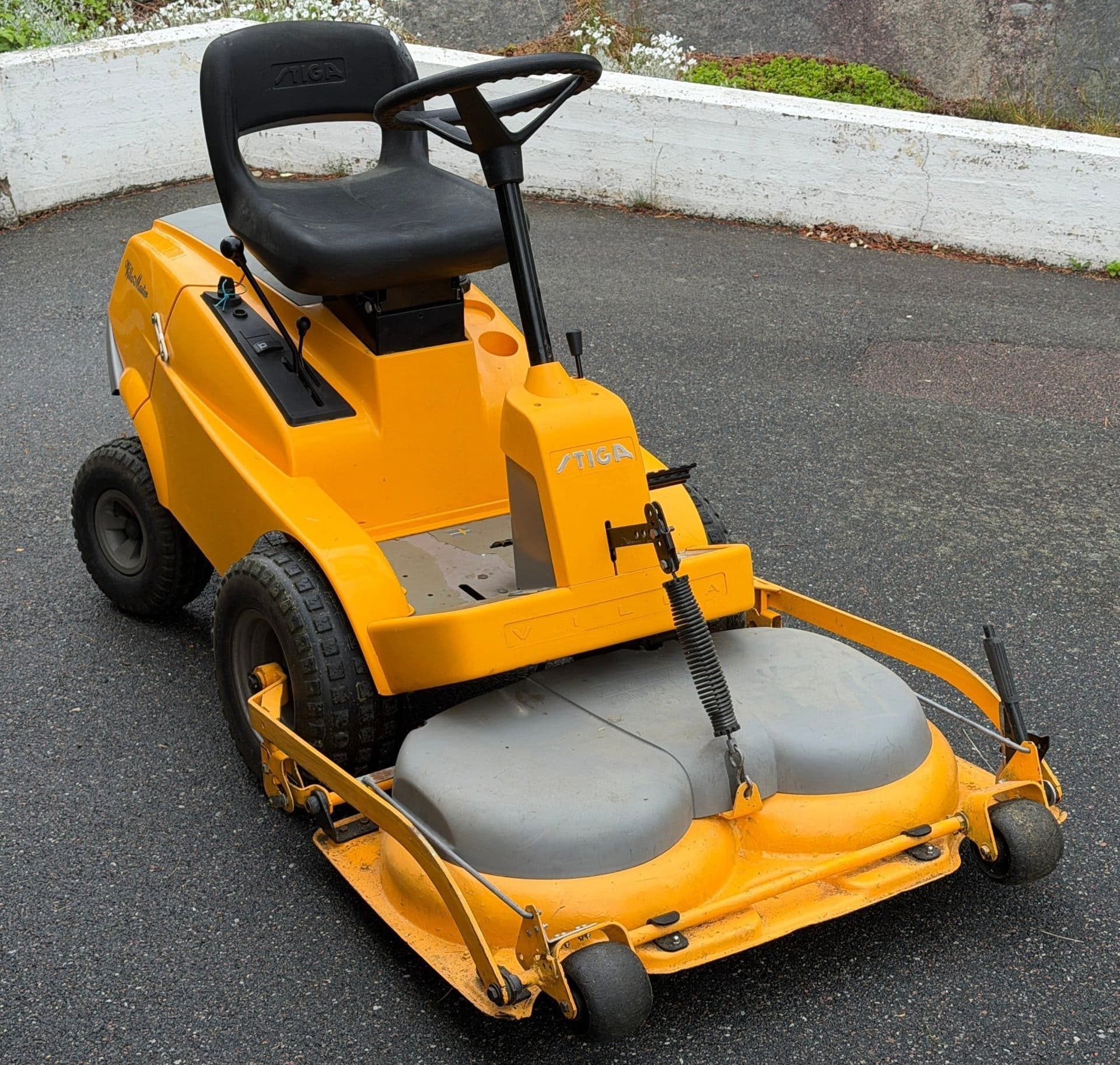 Stiga Villa Master - en riktigt bra klippare, 8,5 hk B&S motor