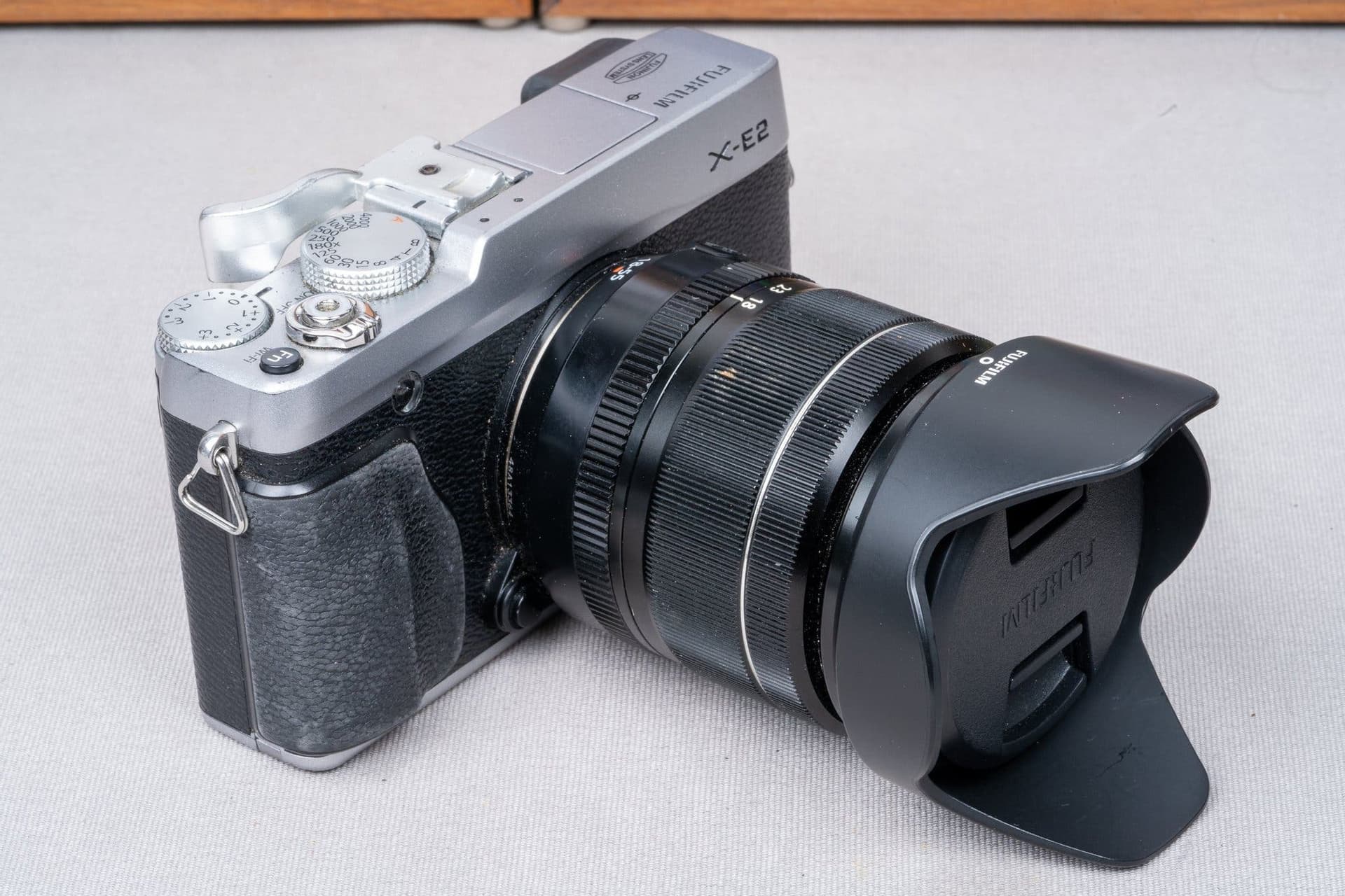 Fujifilm X-E2 Camera with Fujinon XF 18-55 18-55mm F2.8-4 R LM OIS Lens