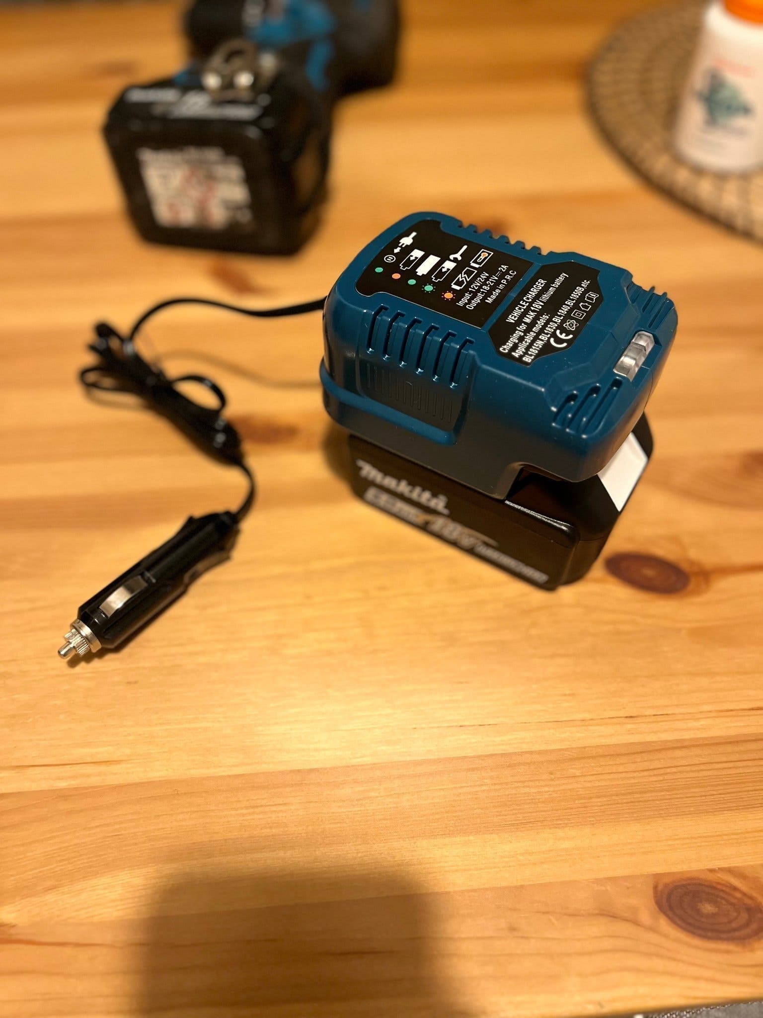12v Billaddare för Makita 18V batterier