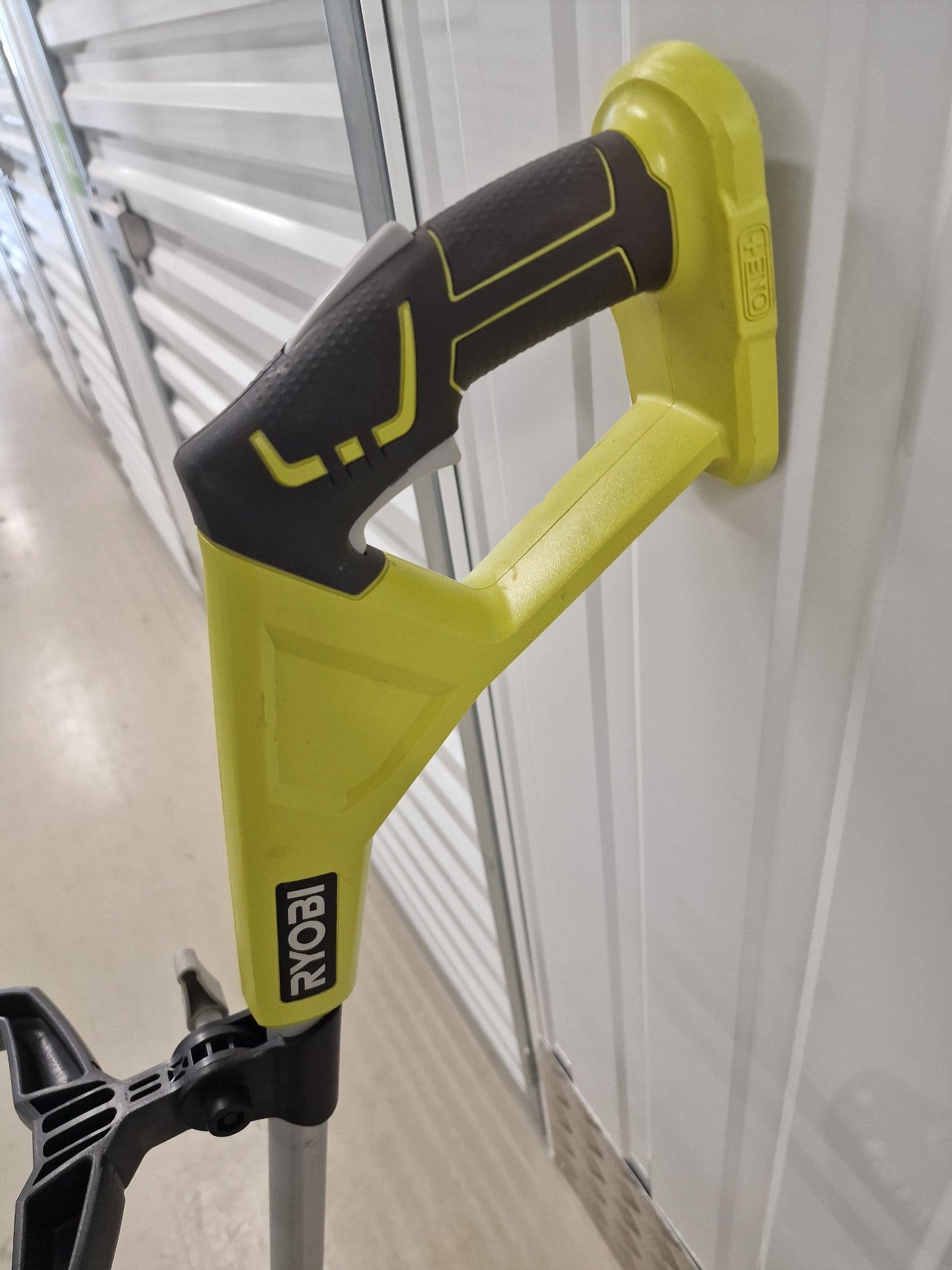 Ryobi ONE+ RLT183115C grästrimmer 18V – utan batteri/laddare