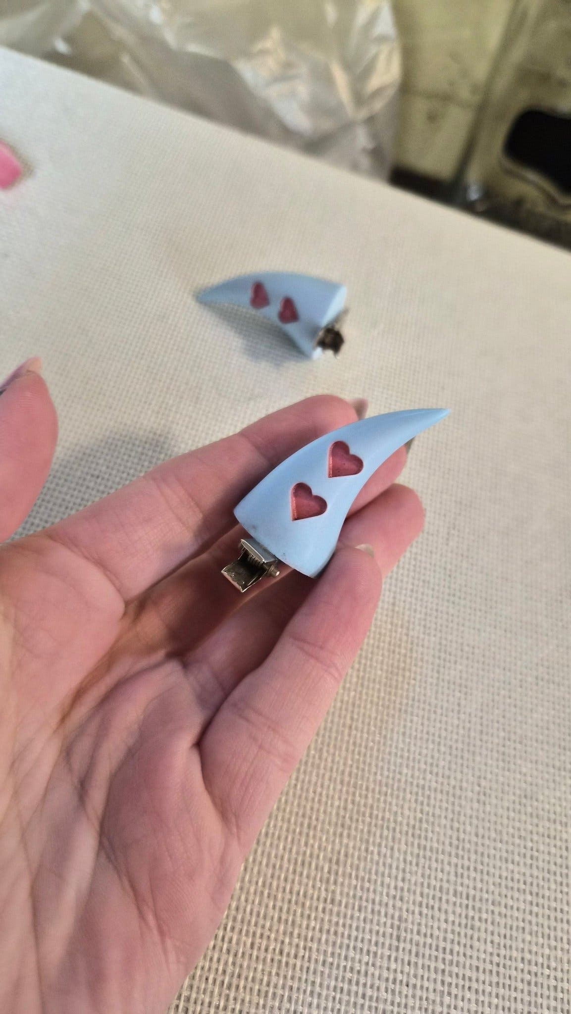 Blue kawaii heart horn hair clips devil resin