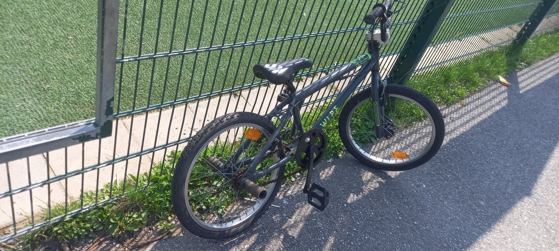 BMX Cykel B'TWIN Wipe 300