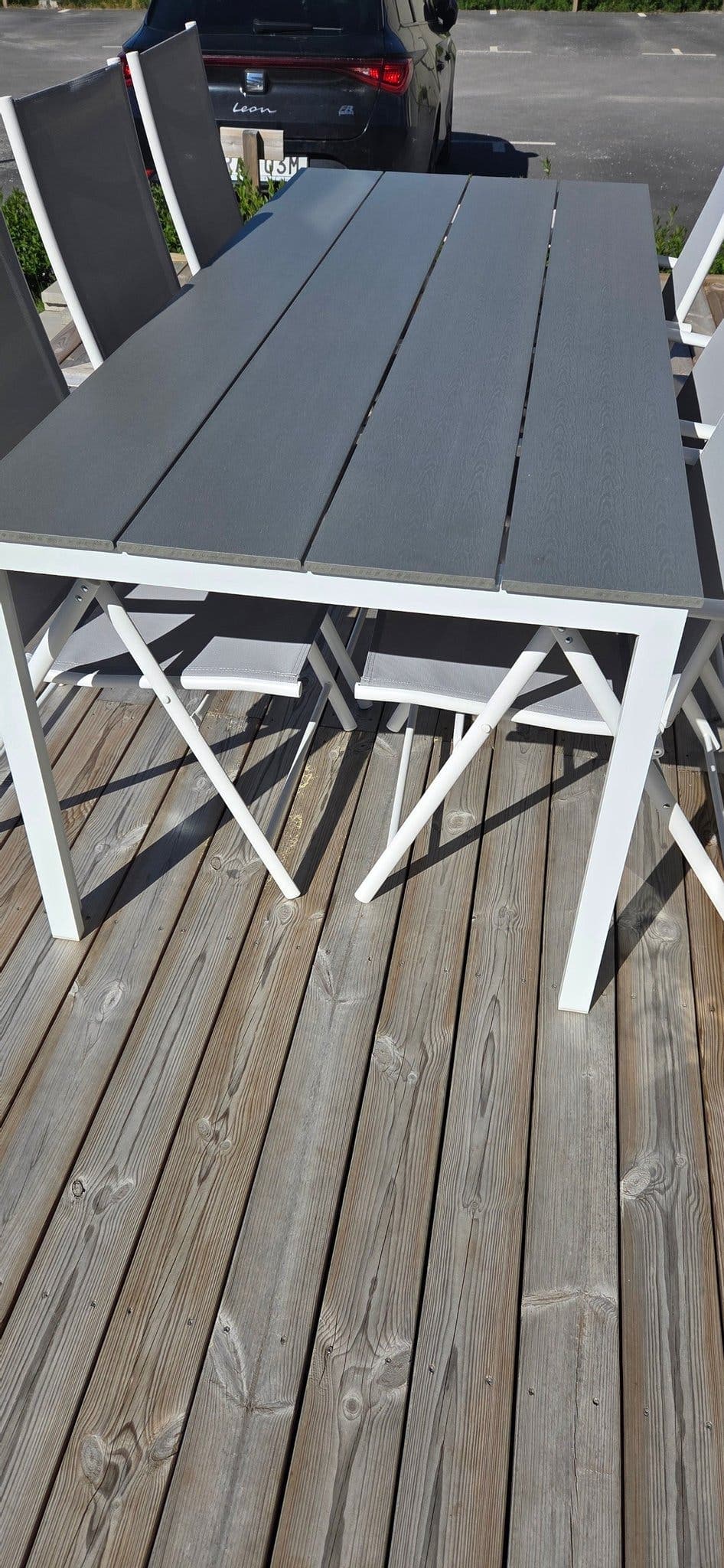 Helt nytt matbord för utomhusbruk