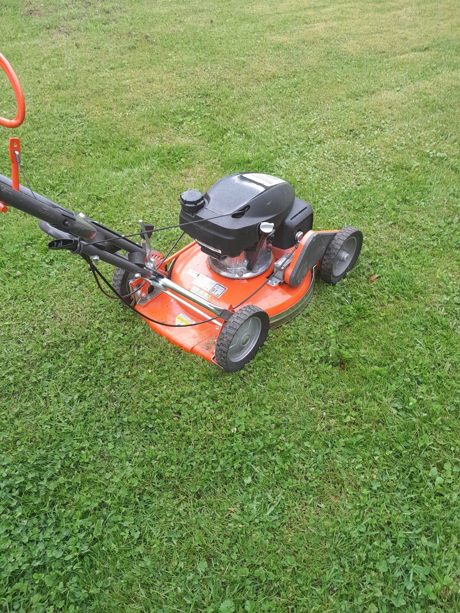 Klippo LB 548s e Professional gräsklippare