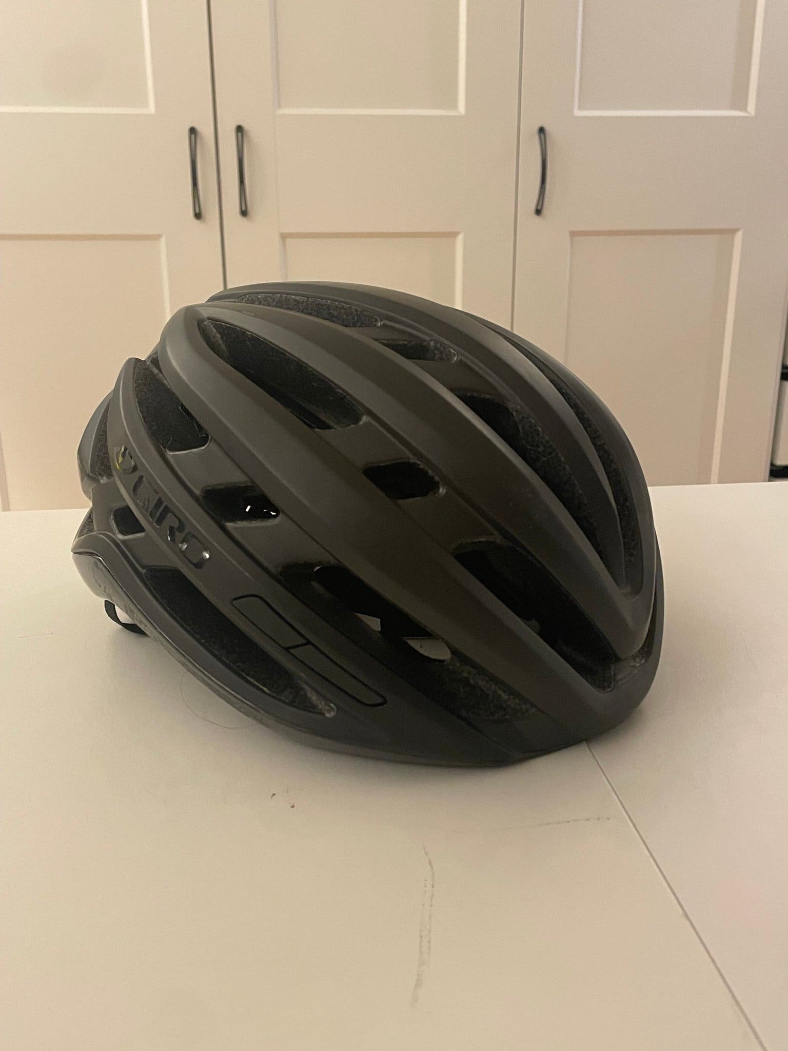 Giro Agilis MIPS Cykelhjälm Svart strl. L (59-63cm) Nyskick