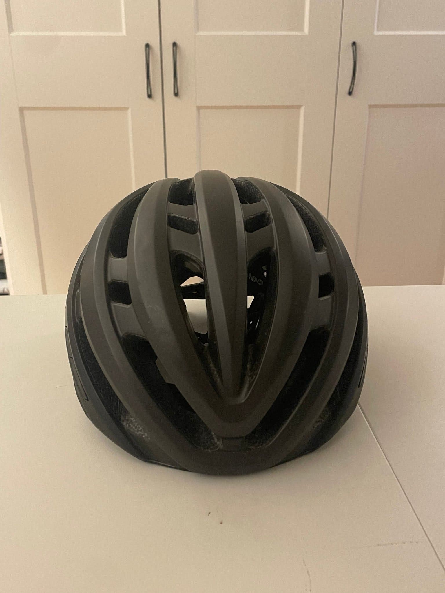 Giro Agilis MIPS Cykelhjälm Svart strl. L (59-63cm) Nyskick