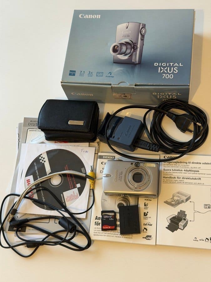 Canon Digital IXUS 700 digitalkamera-Komplett paket – Fullt fungerande