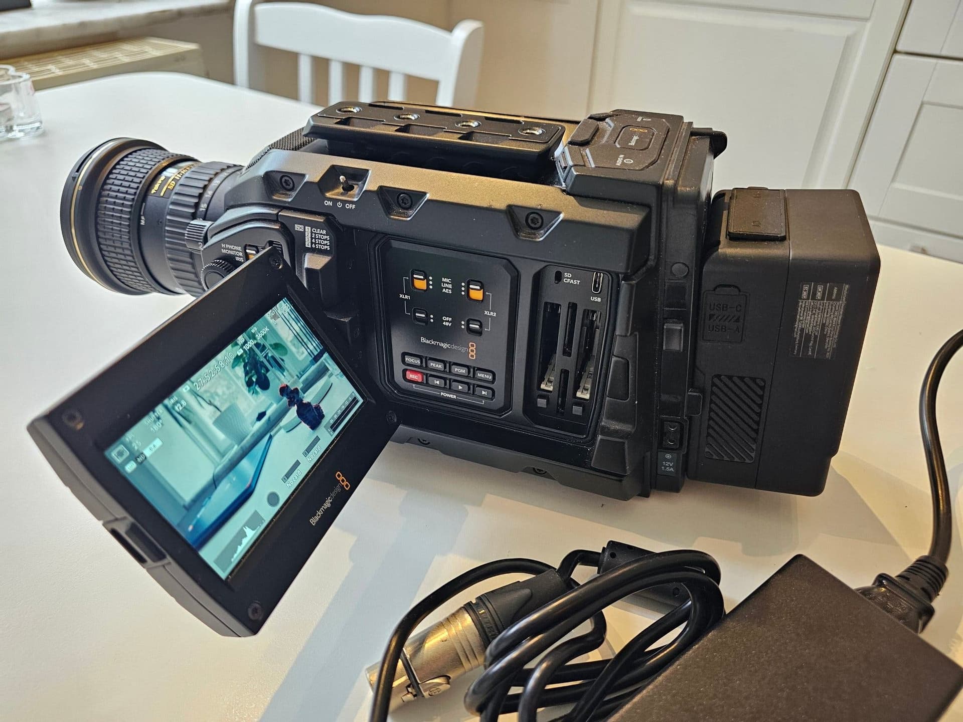 Blackmagic Ursa Mini Pro 4.6K G2 EF-mount