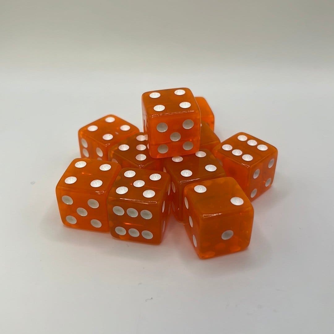 10st genomskinliga Orangea tärningar 18mm