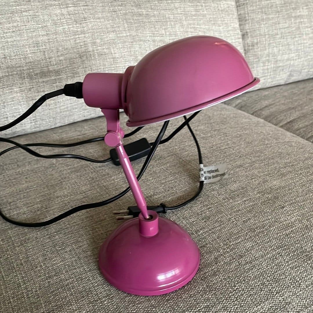 Bordslampa i rosa