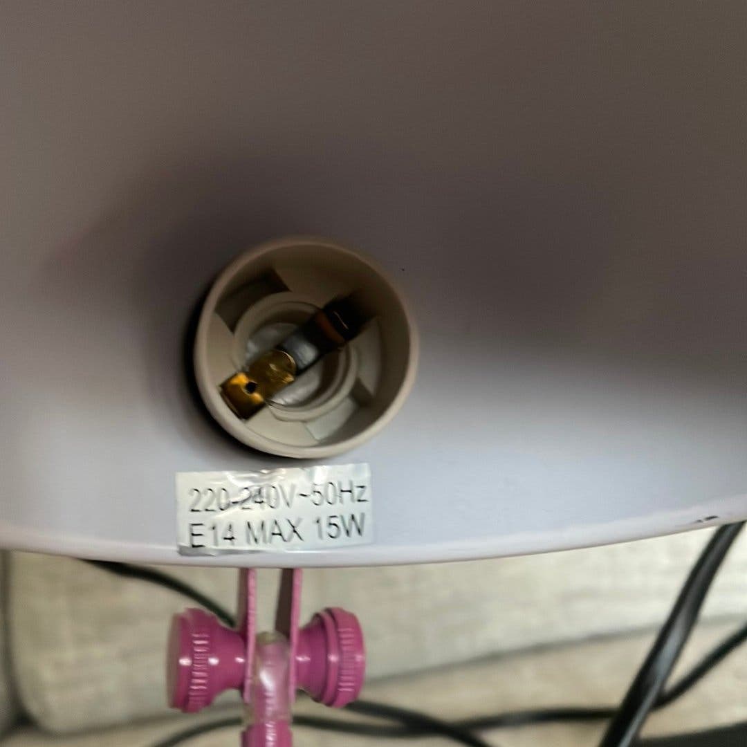 Bordslampa i rosa