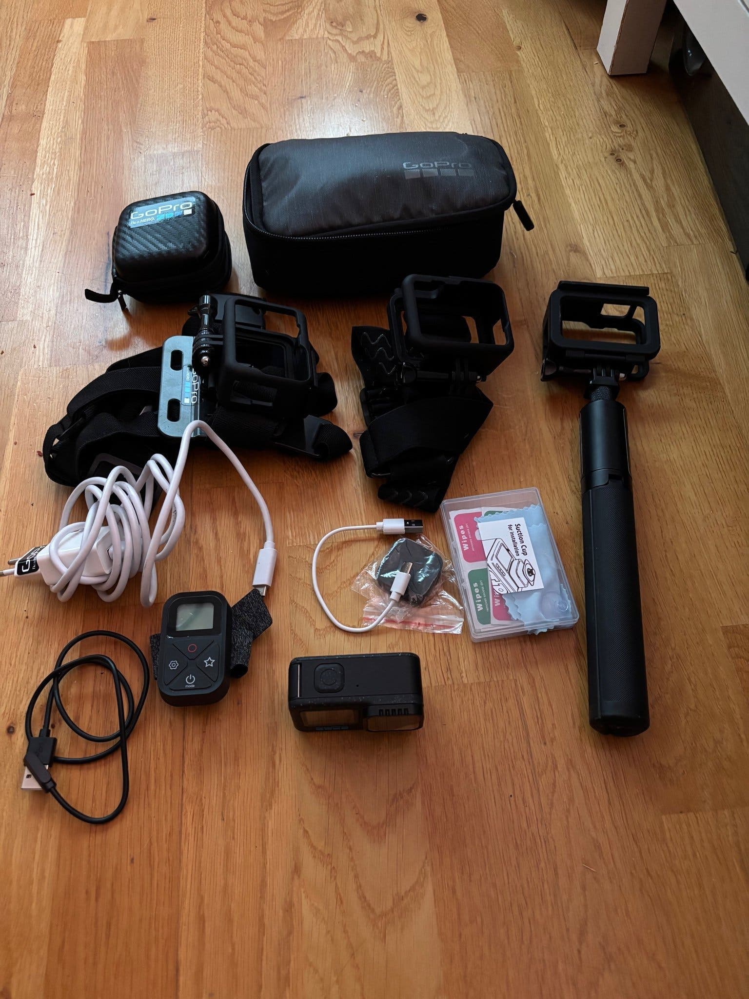 GoPro Hero 12 Black med tillbehör