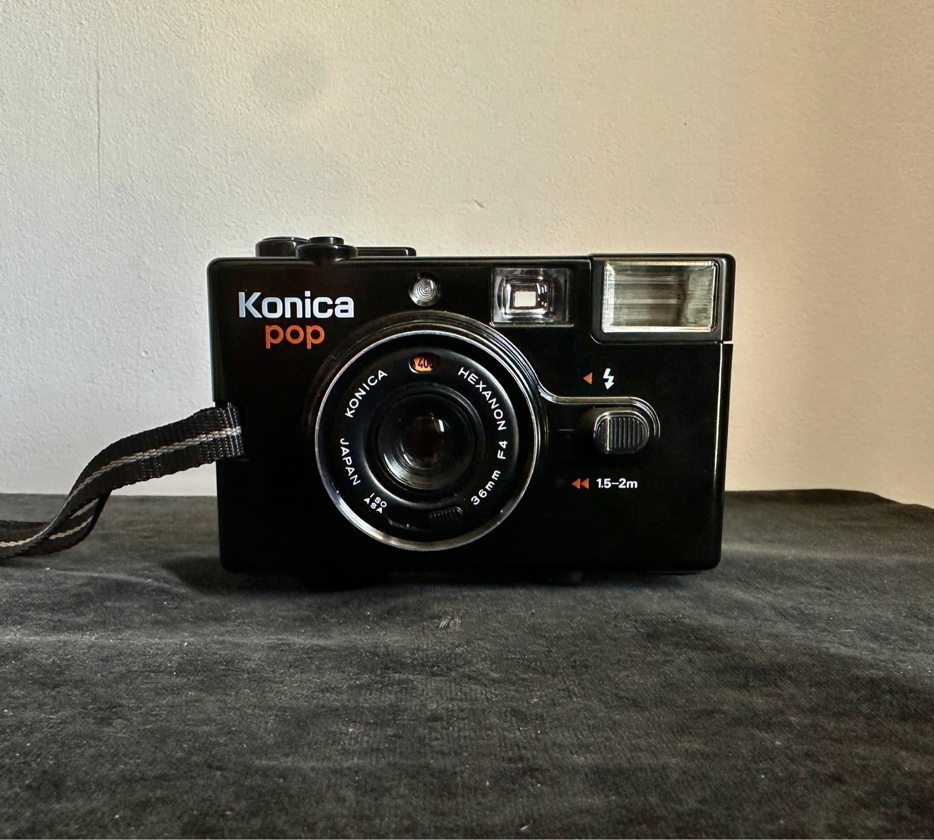 VINTAGE KONICA POP I FANTASTISKT FINT FUNGERANDE SKICK!