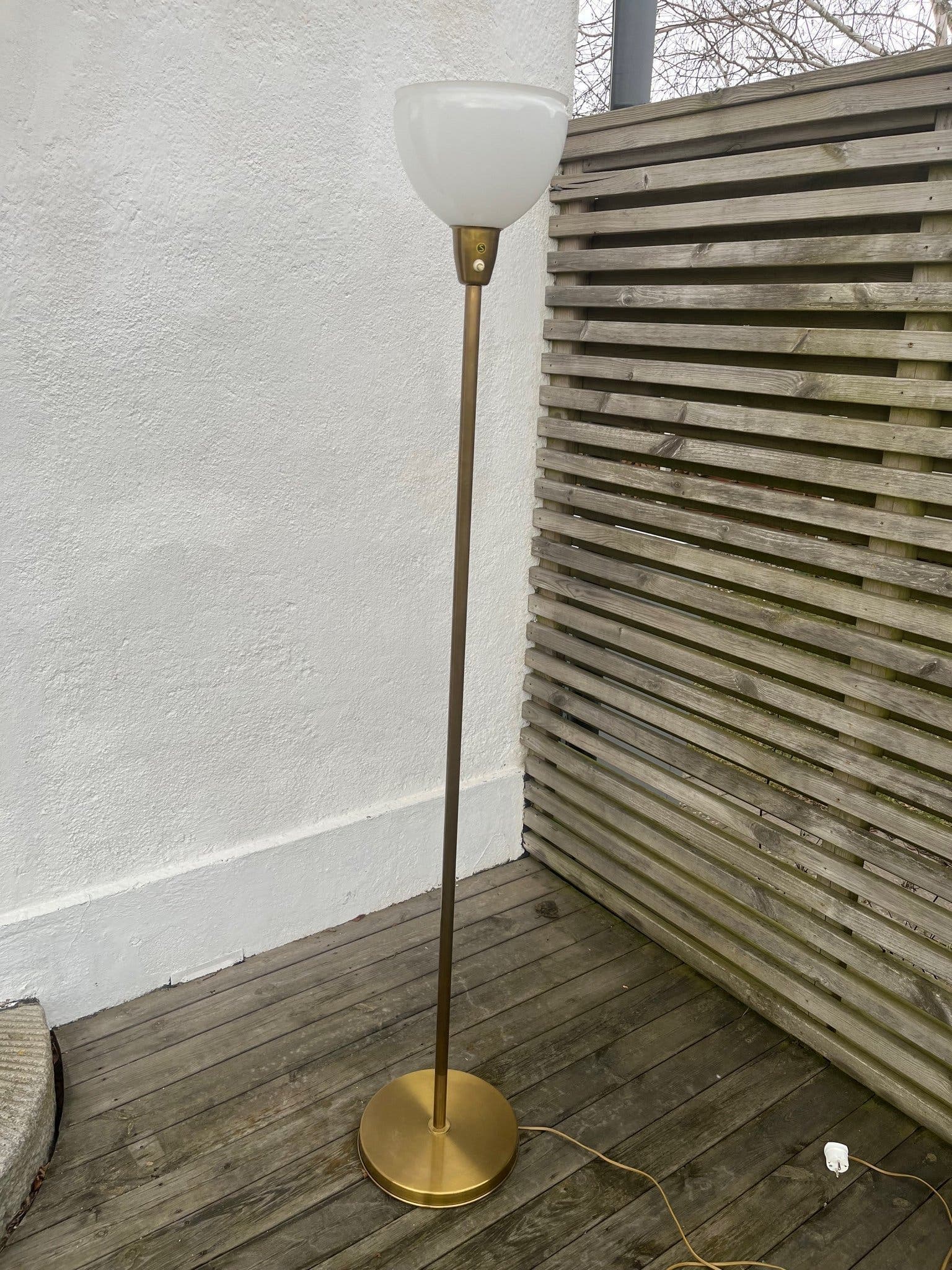 Swedish Grace Golvlampa Bergboms G05 1940-tal.