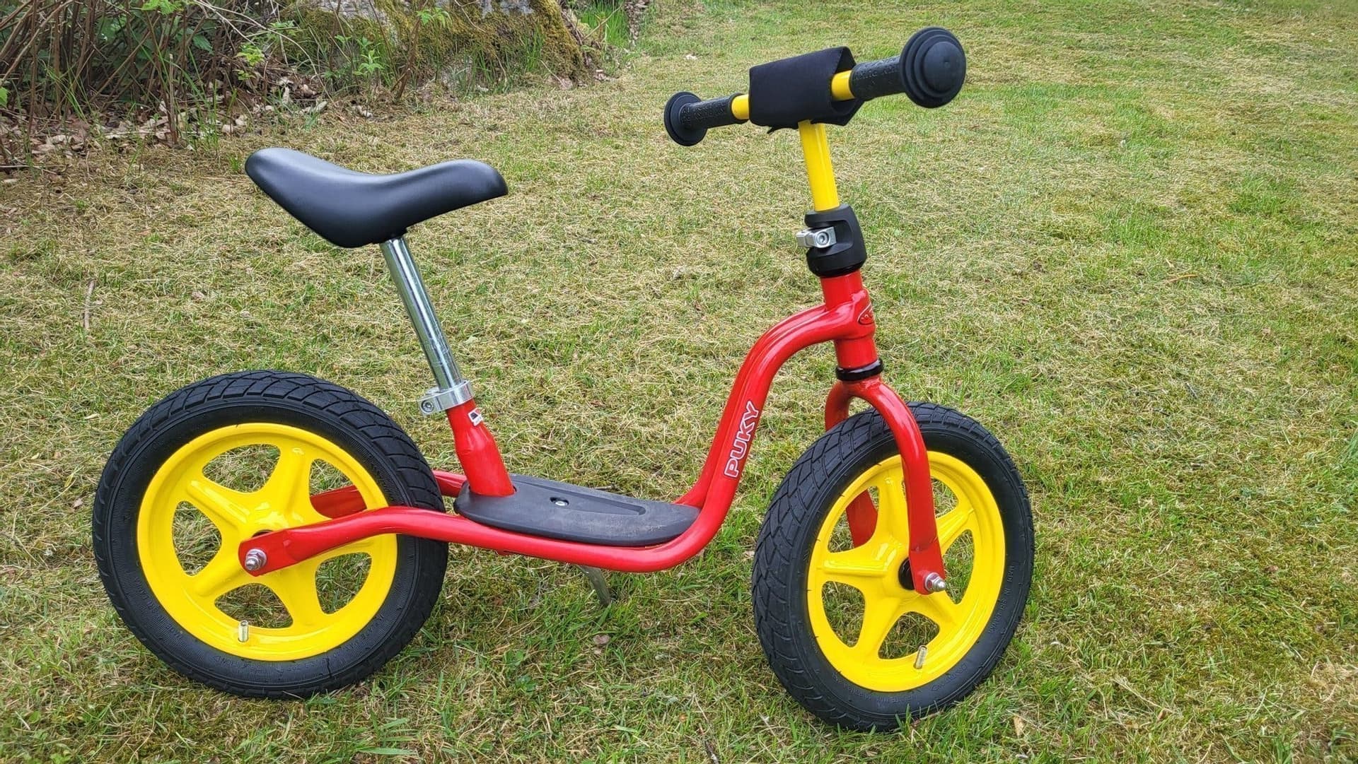 Puky springcykel LR 1L med pumpbara däck - mycket fint skick.