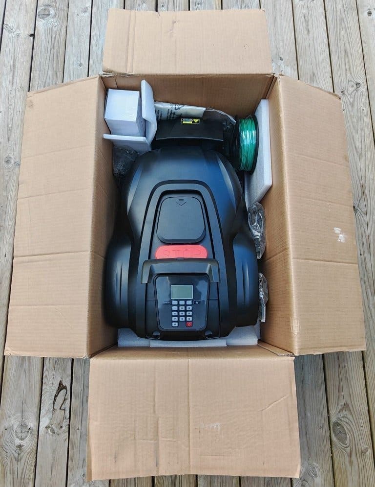 Gardeney Robotgräsklippare YZ-4, upp till 1000 kvadrat meter.