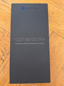 Motorola Razr 60 Ultra Bundle- Helt ny och i ubruten förpackning